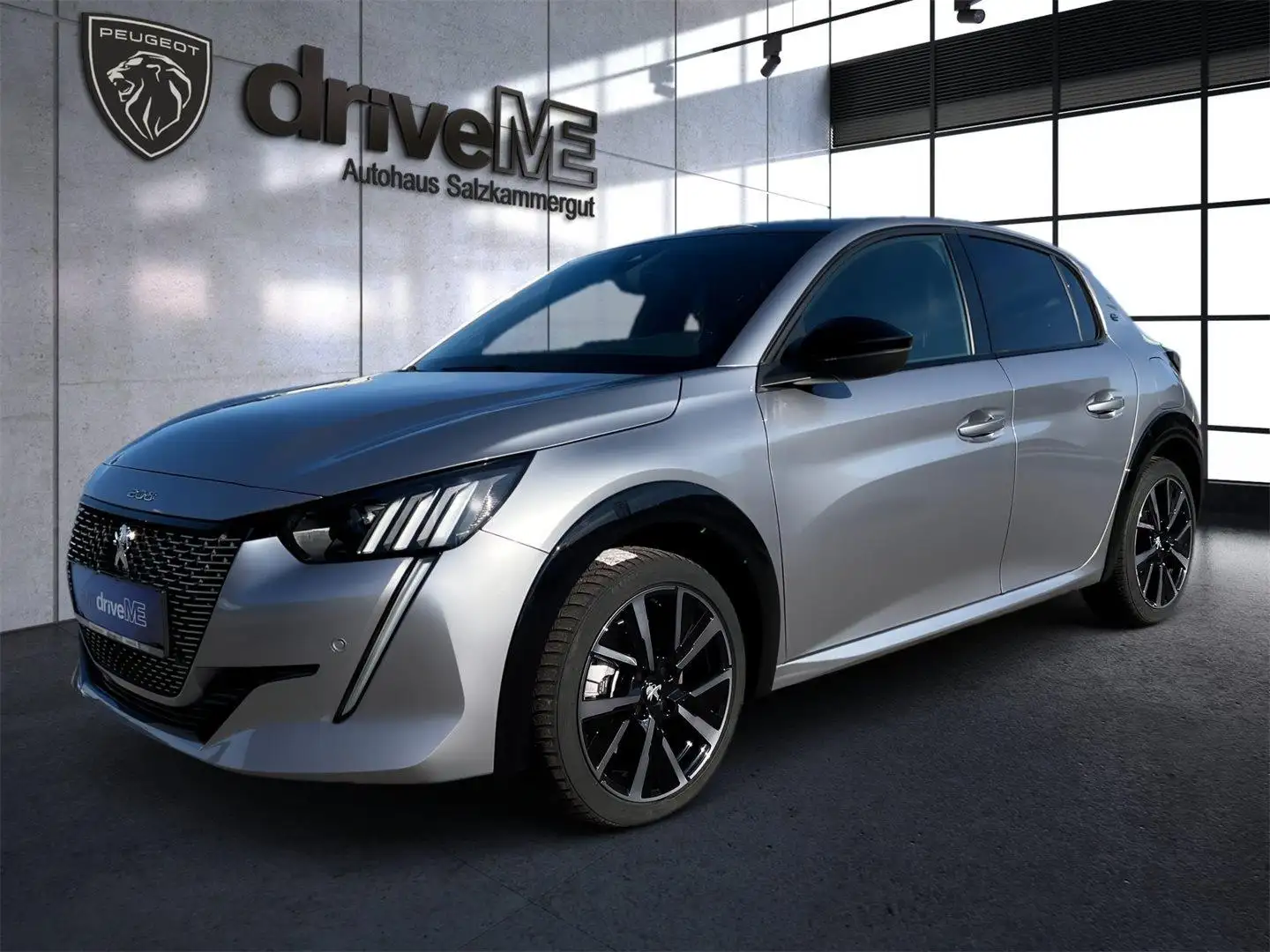 Peugeot e-208 GT 50kWh Schwarz - 2