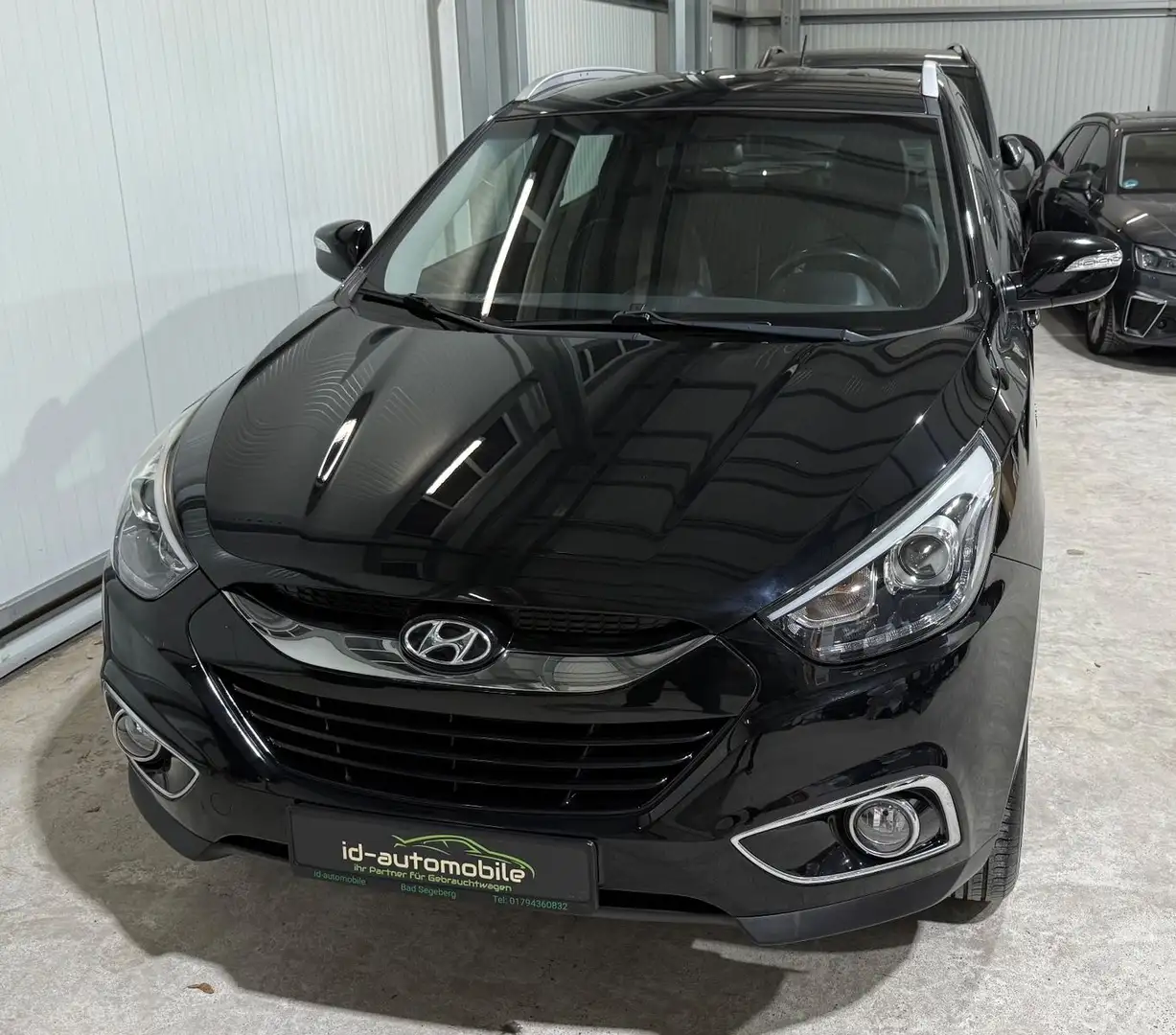 Hyundai TUCSON ix35 blue Finale 2WD, 1 Hand, wenig KM Schwarz - 1