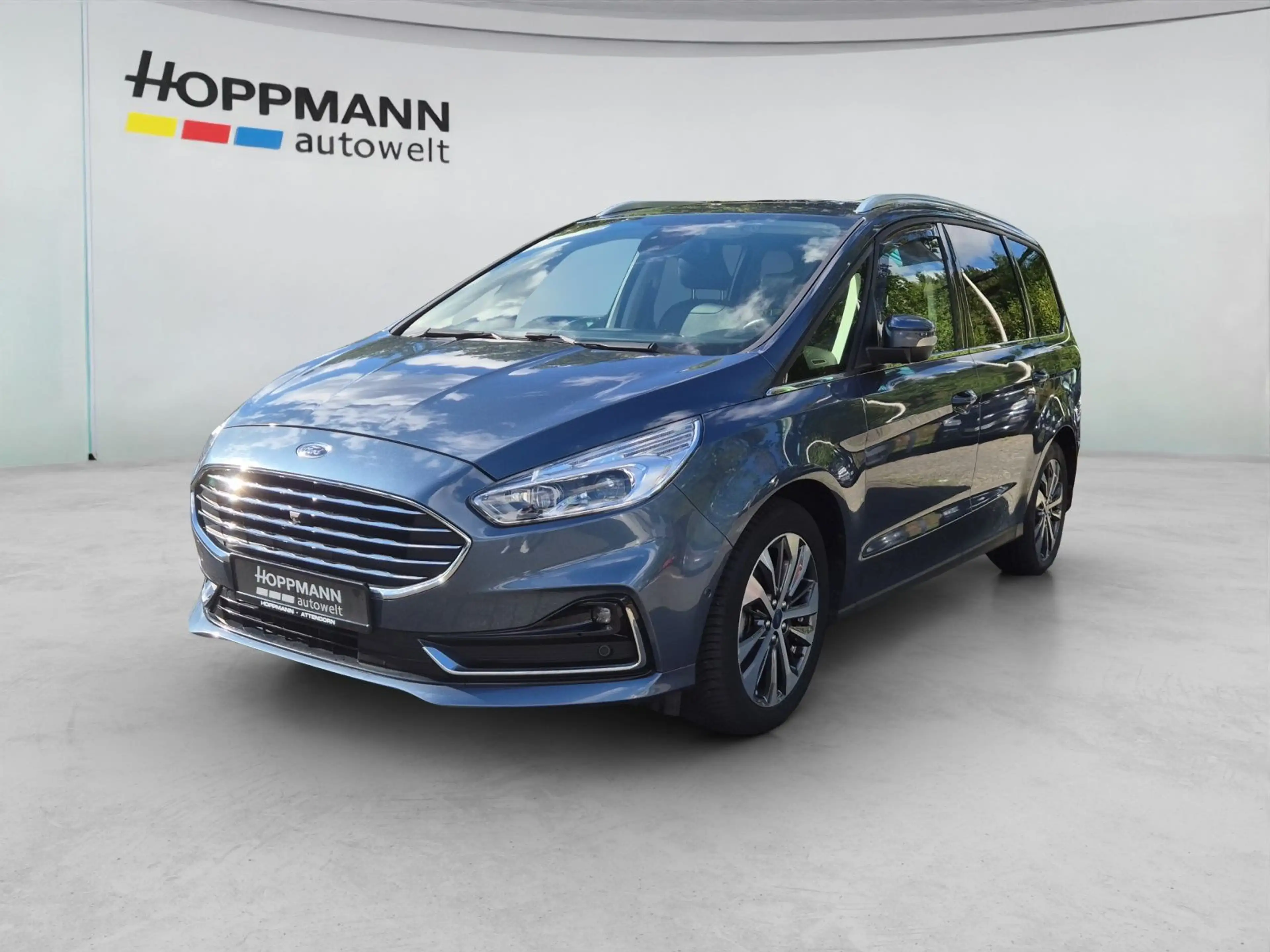 Ford Galaxy Titanium*7SITZE*PANO*SITZHZG*AHK*ACC*LED* — photo 2