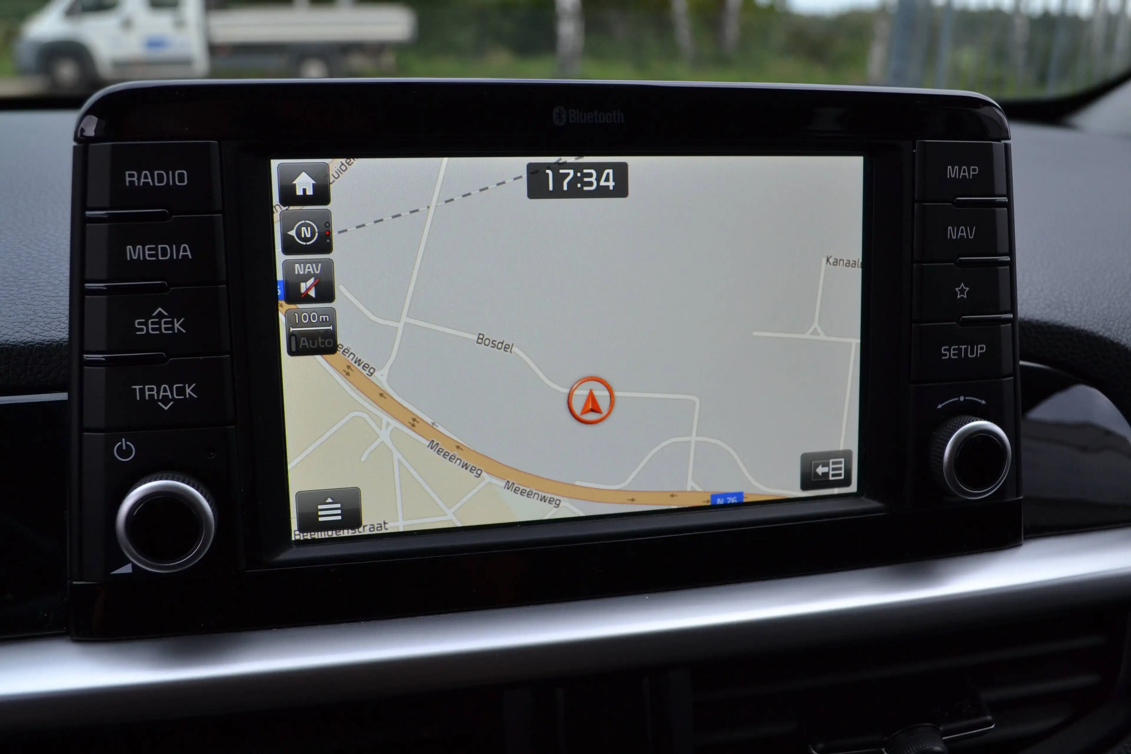 Kia Picanto Picanto 1.0i navi, camera... — photo 13
