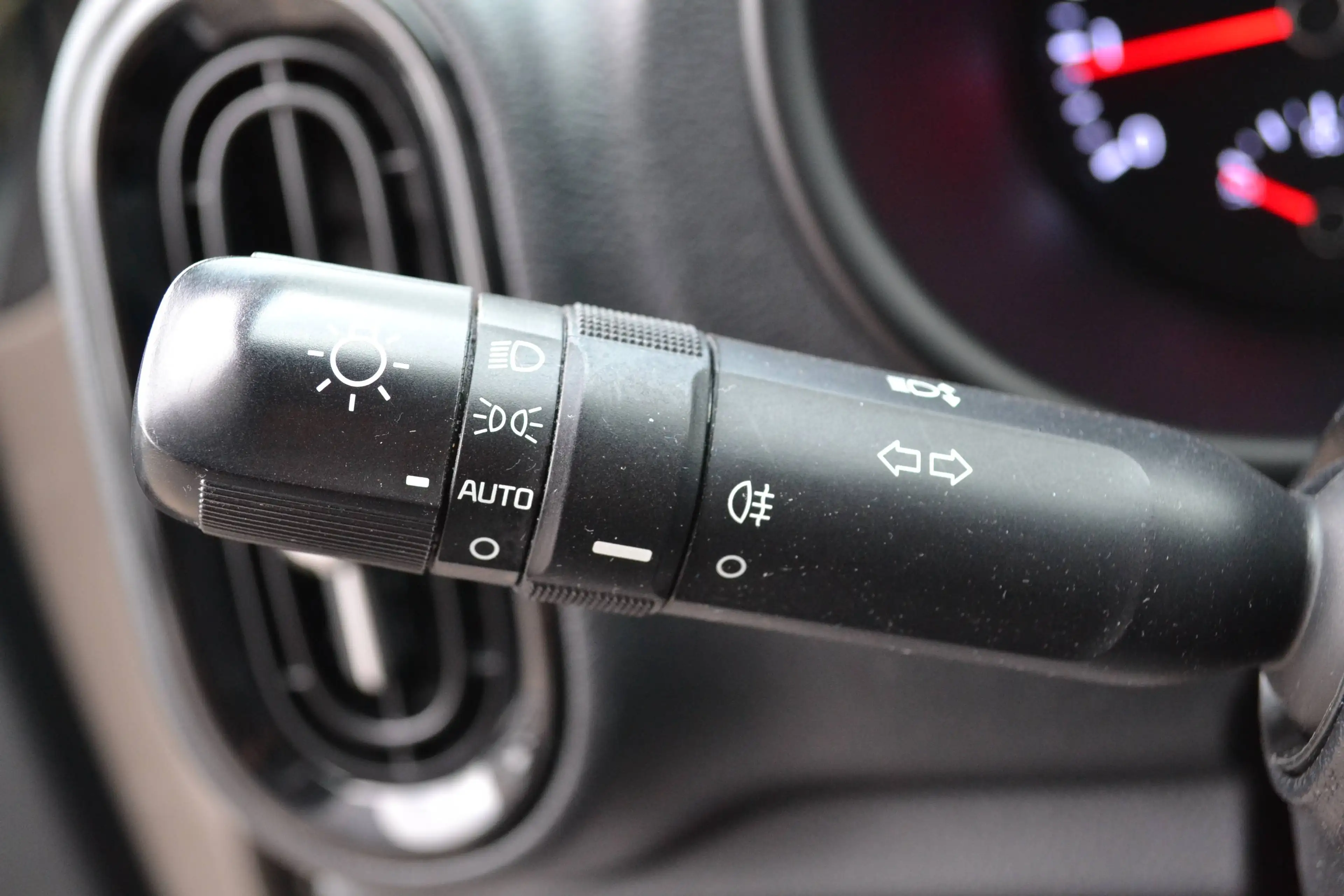 Kia Picanto Picanto 1.0i navi, camera... — photo 11