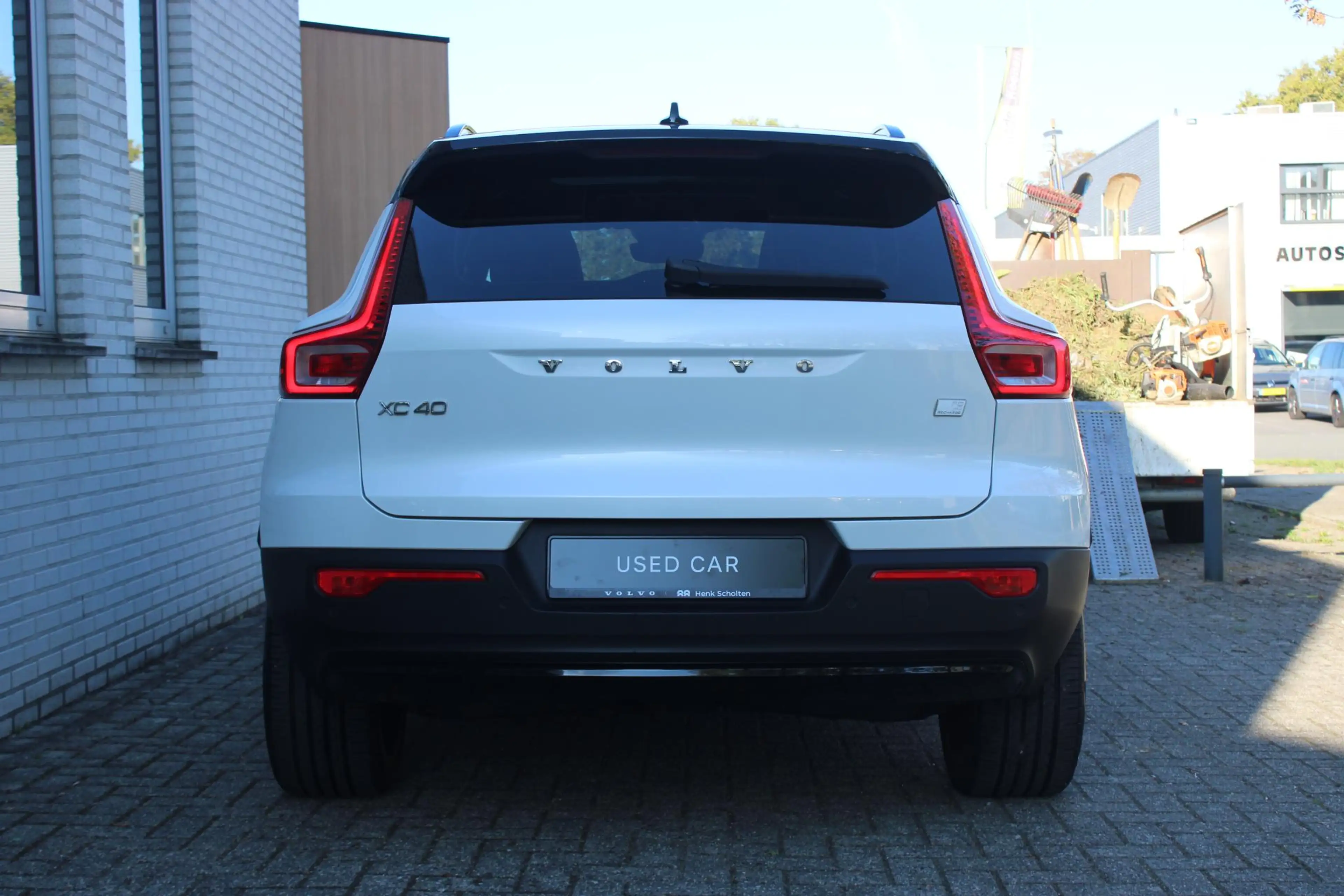 Volvo XC40 Recharge P8 AWD R-Design | Panoramadak | 20" Licht — photo 6