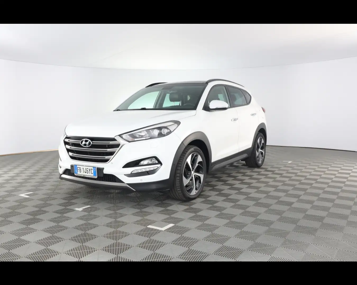 Hyundai TUCSON 2.0 CRDi XPossible Blanco - 2