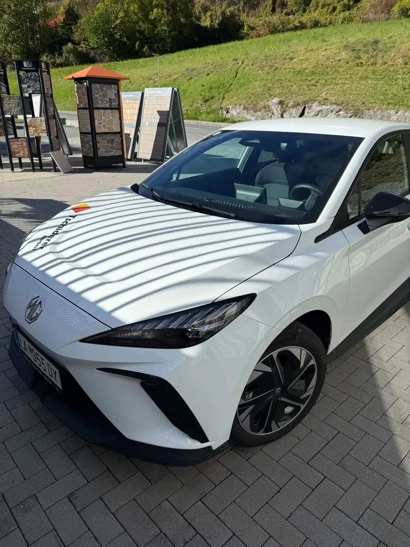 MG MG4 MG4 EV 64 kWh Comfort 445,58€ mtl. Leasing Weiß - 2