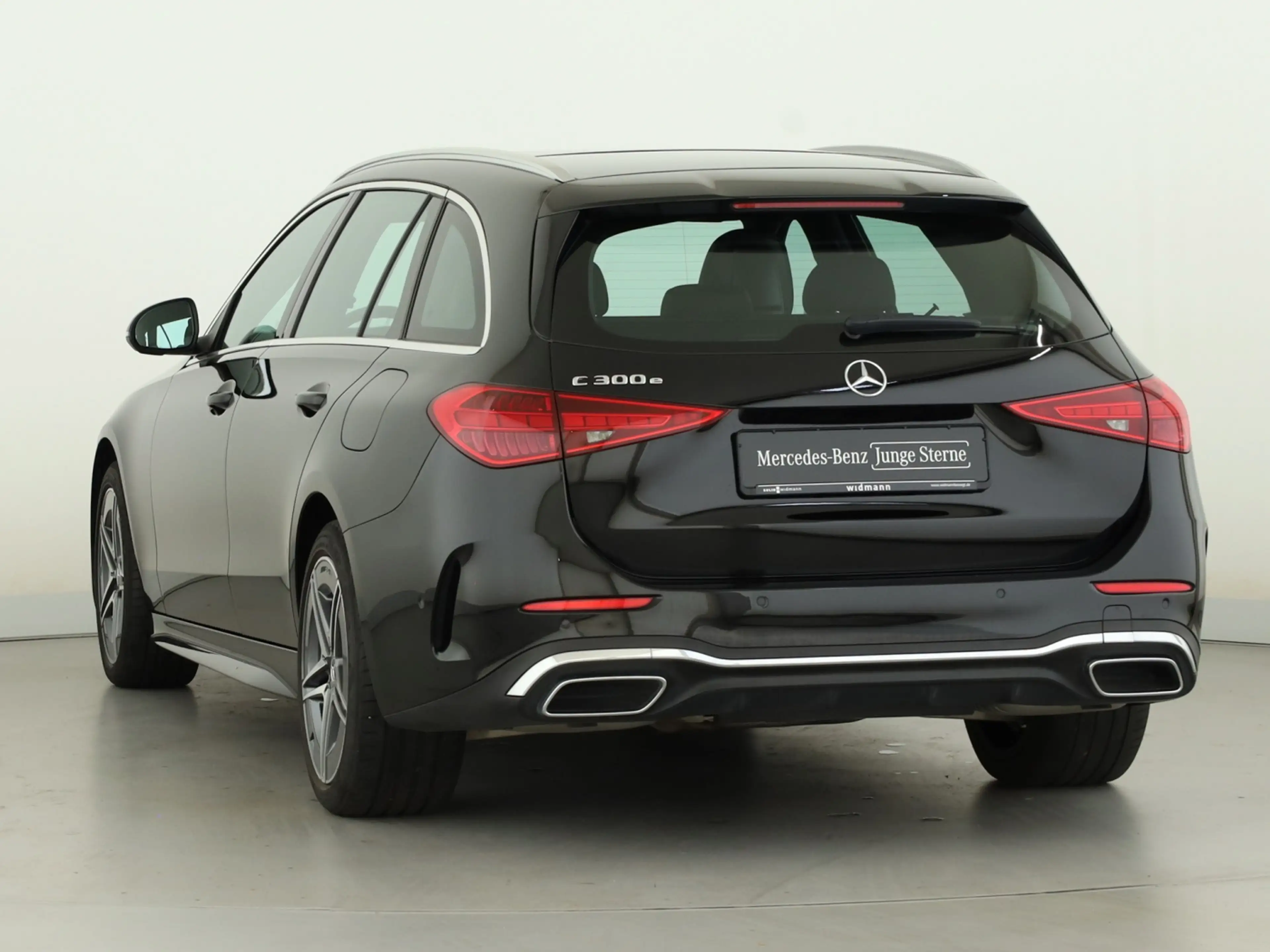 Mercedes-Benz C 300 e T *AMG-Line*Distronic*LED*Keyless*Kamera — photo 4
