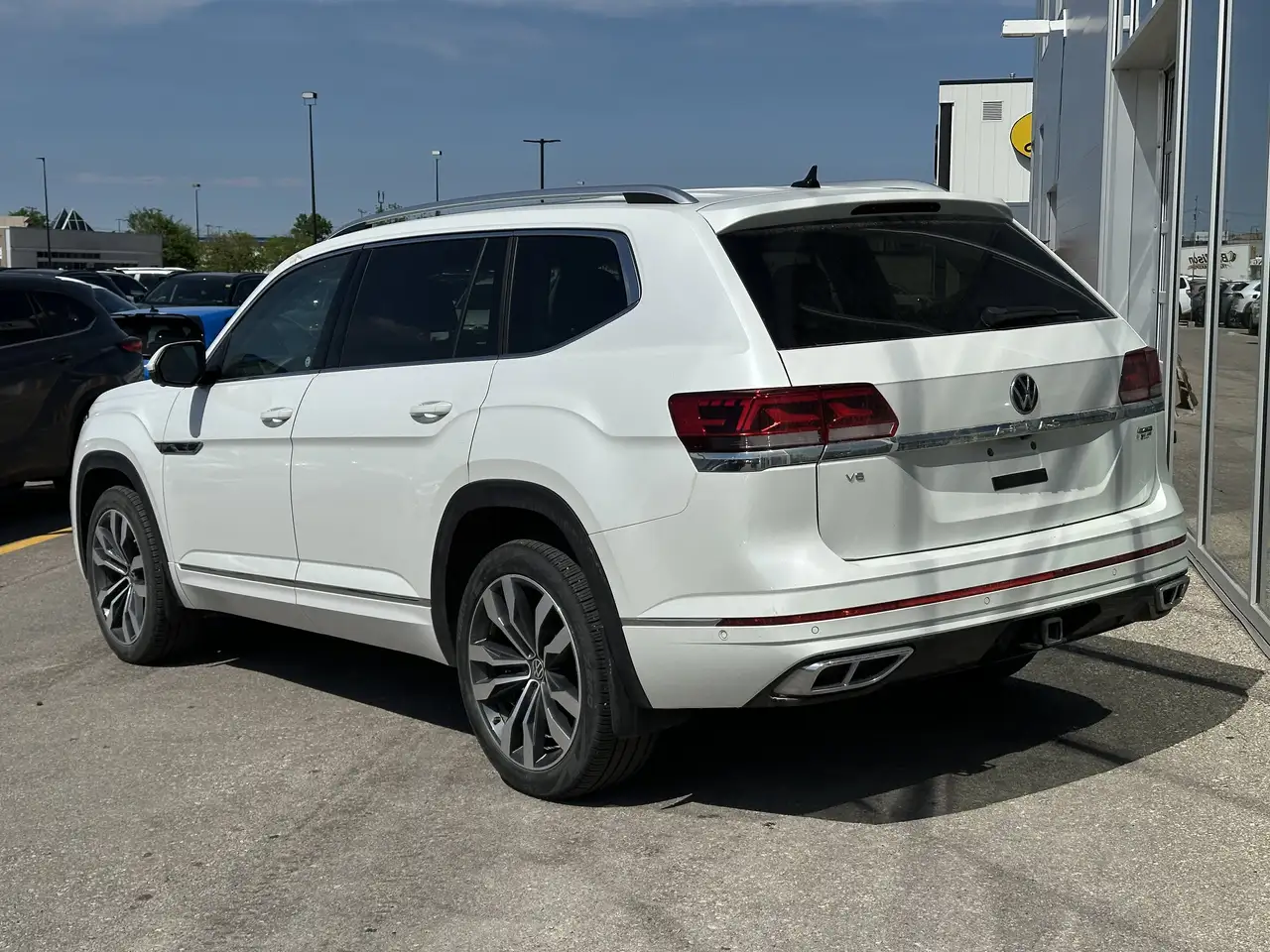 Volkswagen Atlas снимка Volkswagen Atlas