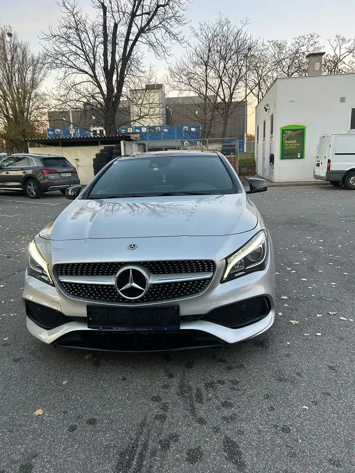 Mercedes-Benz CLA 220