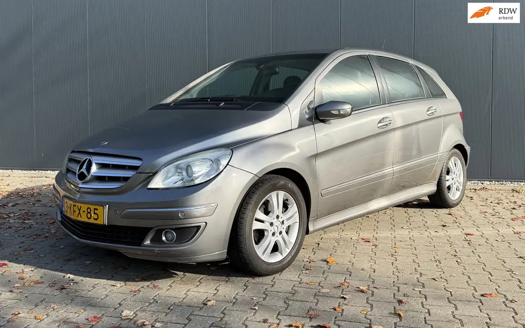 Mercedes-Benz B 200 2007 из Европы — купить под ключ