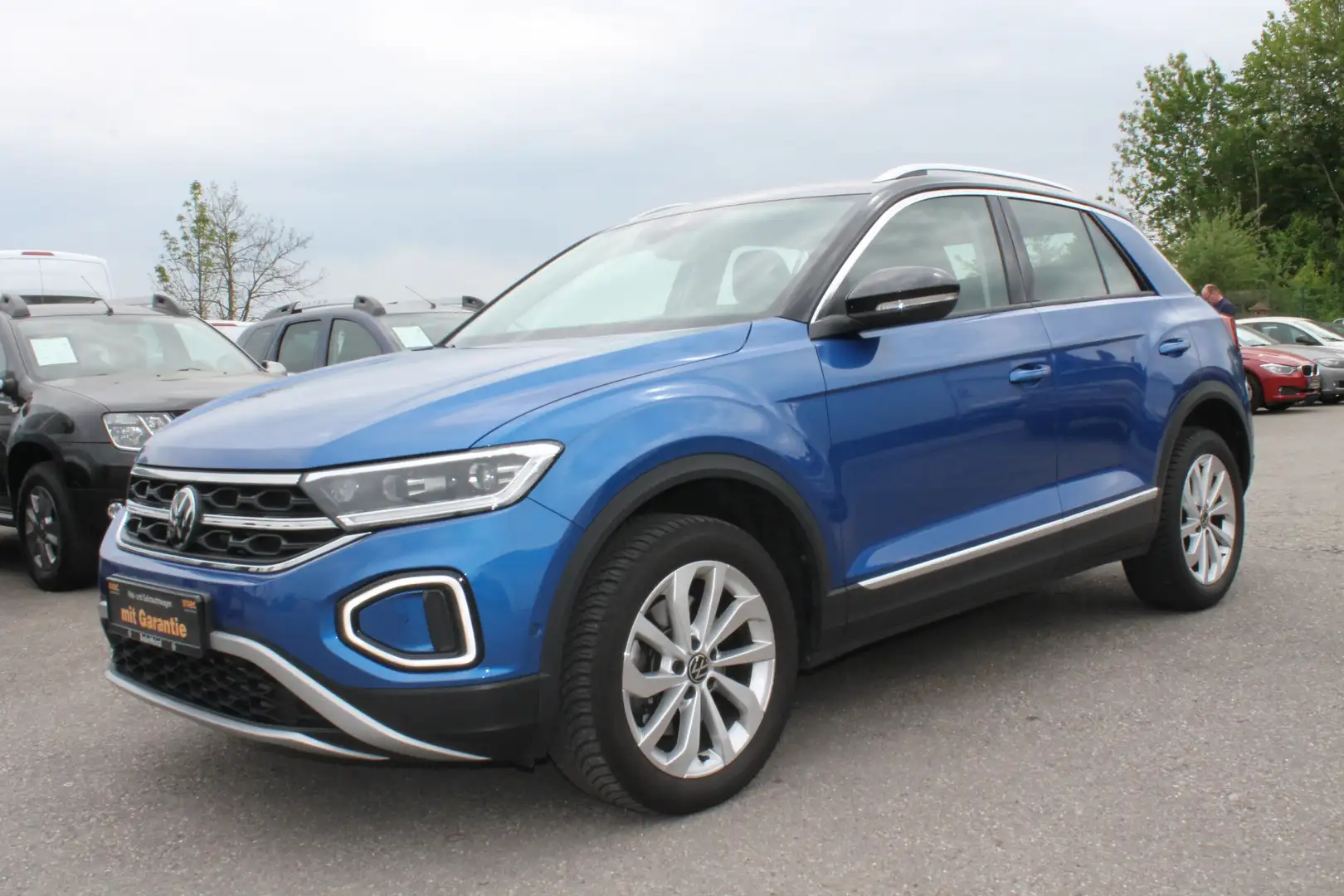 Volkswagen T-Roc 2,0 TDI DSG Style KLIMATR SHZ EURO 6 Blau - 1