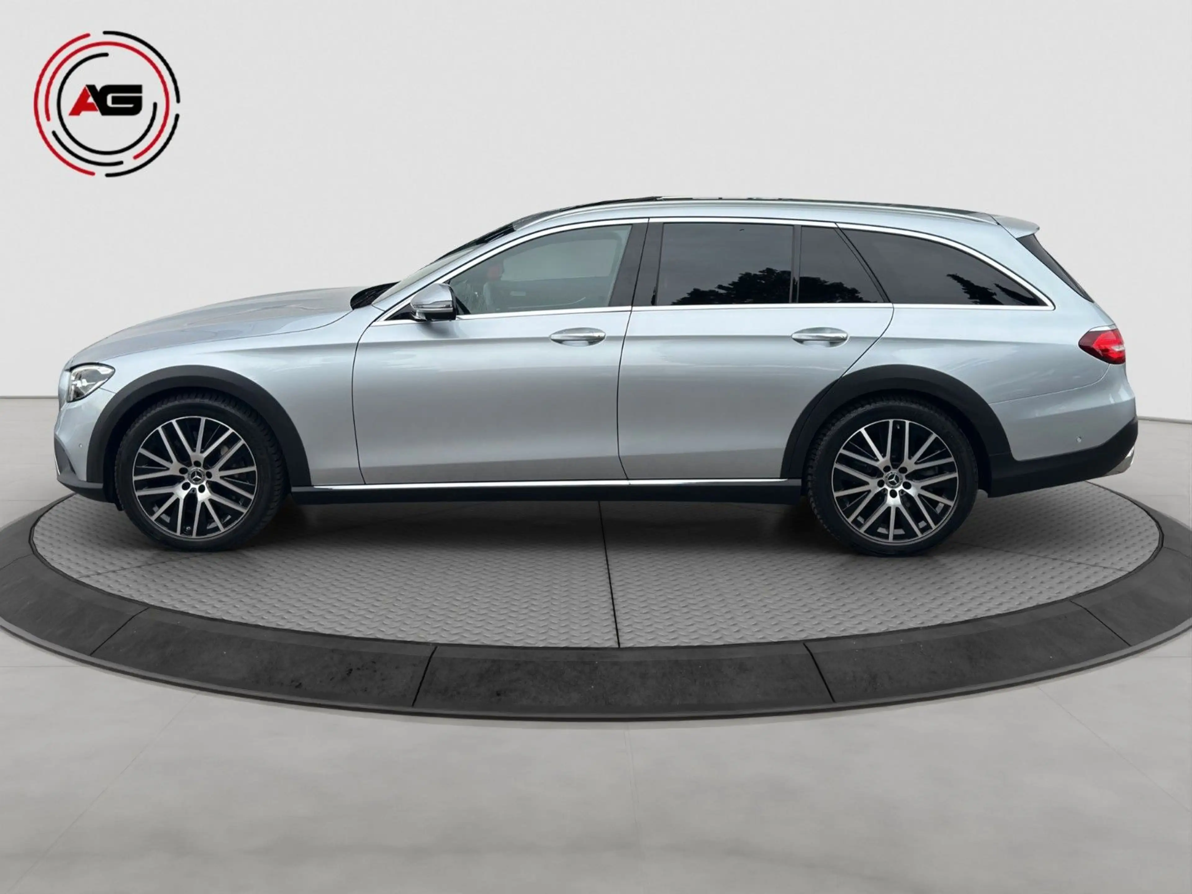Mercedes-Benz E 400 E400dT 4M All-Terrain LED DSTR+ CARPLAY 360° AHK — photo 8