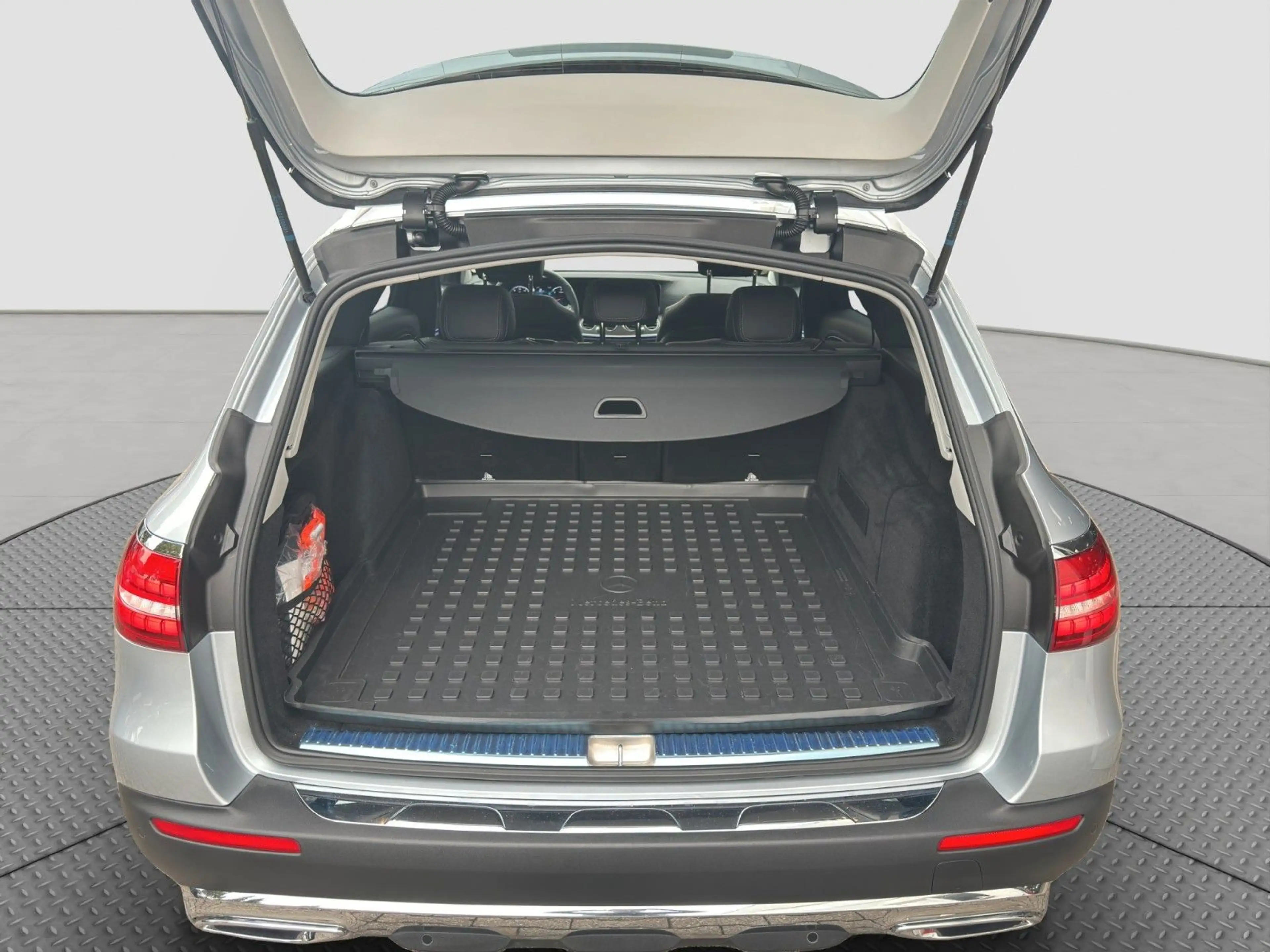 Mercedes-Benz E 400 E400dT 4M All-Terrain LED DSTR+ CARPLAY 360° AHK — photo 12