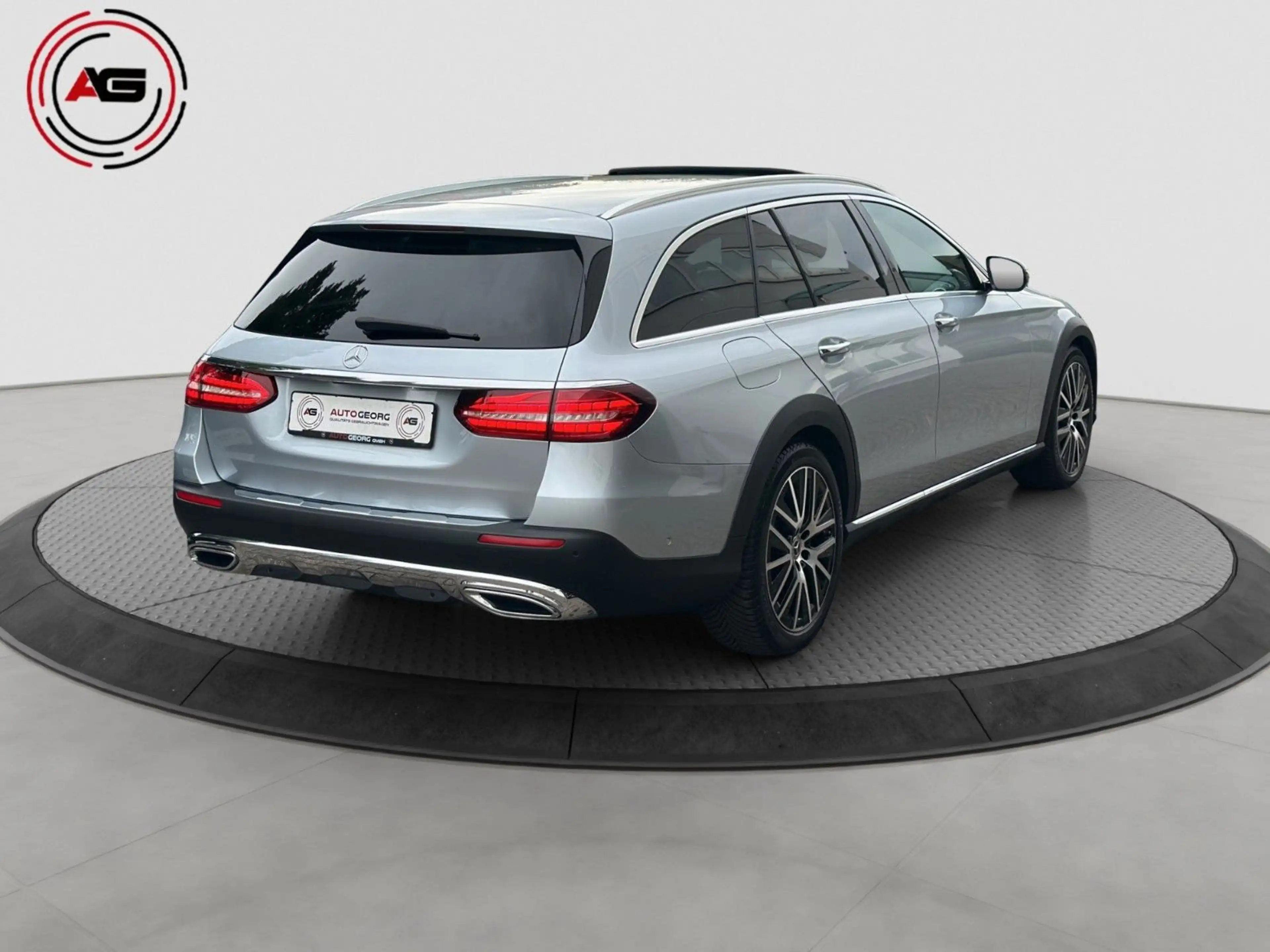 Mercedes-Benz E 400 E400dT 4M All-Terrain LED DSTR+ CARPLAY 360° AHK — photo 5