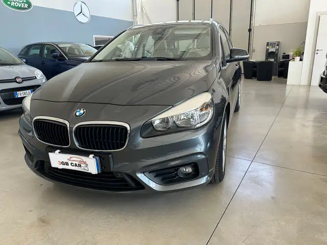 BMW 220 Serie 2 F45 2014 Active Tourer 220d  Luxury