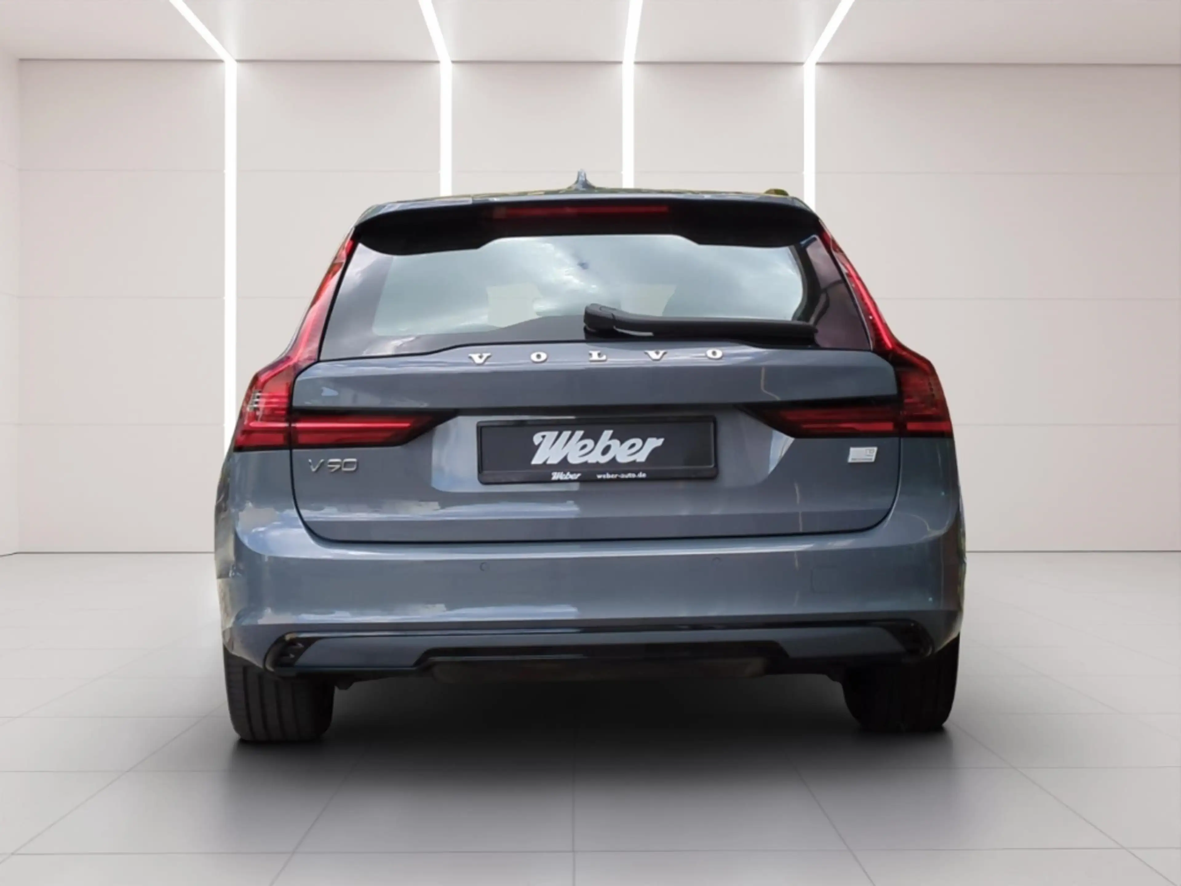 Volvo V90 T8 Recharge R-Design *Pano*SH*Kam*Nappa* — photo 5