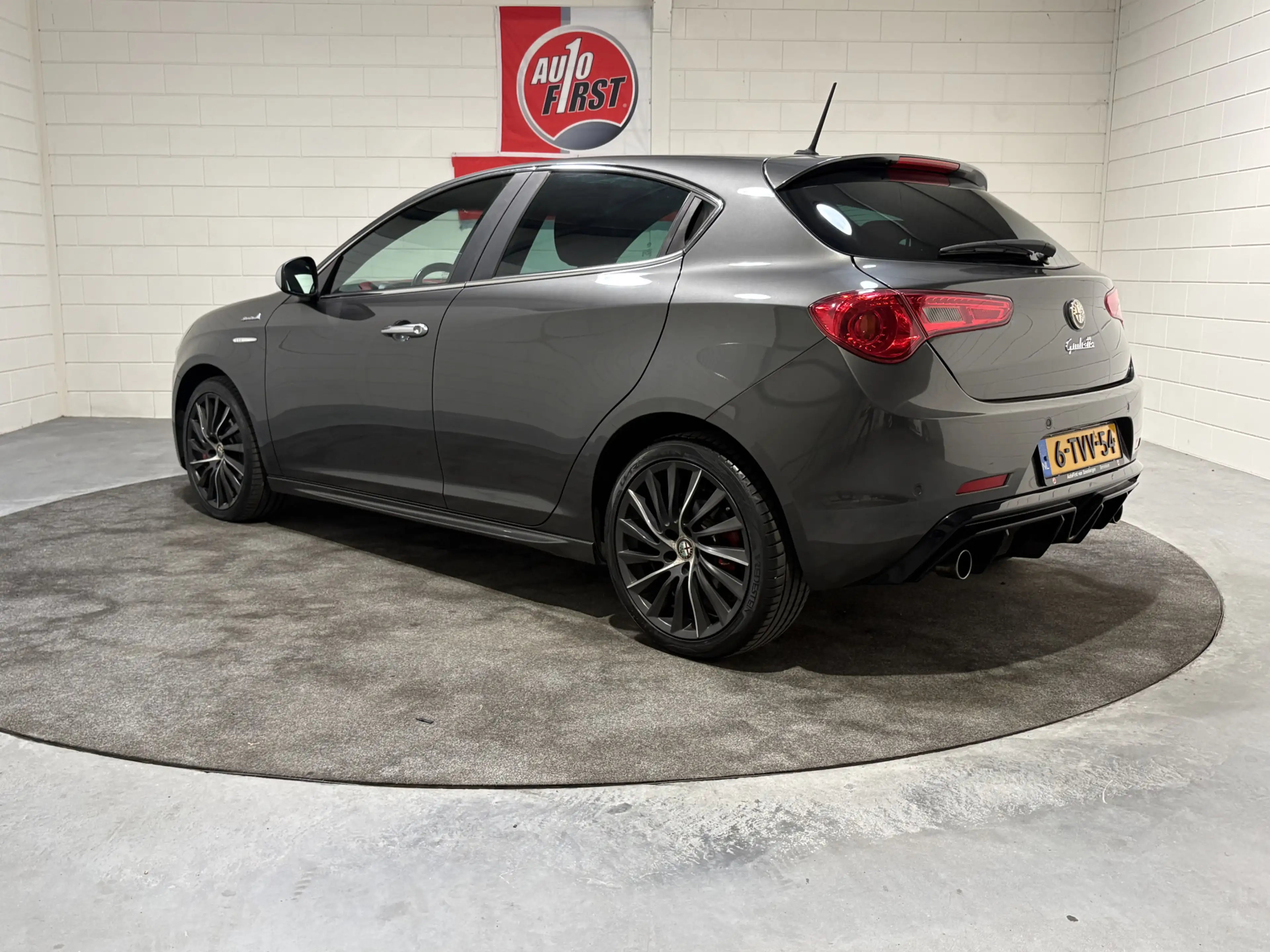 Alfa Romeo Giulietta 1.4 T Exclusive, Bose, Clima, Cruise, Leder, Navi, — photo 3