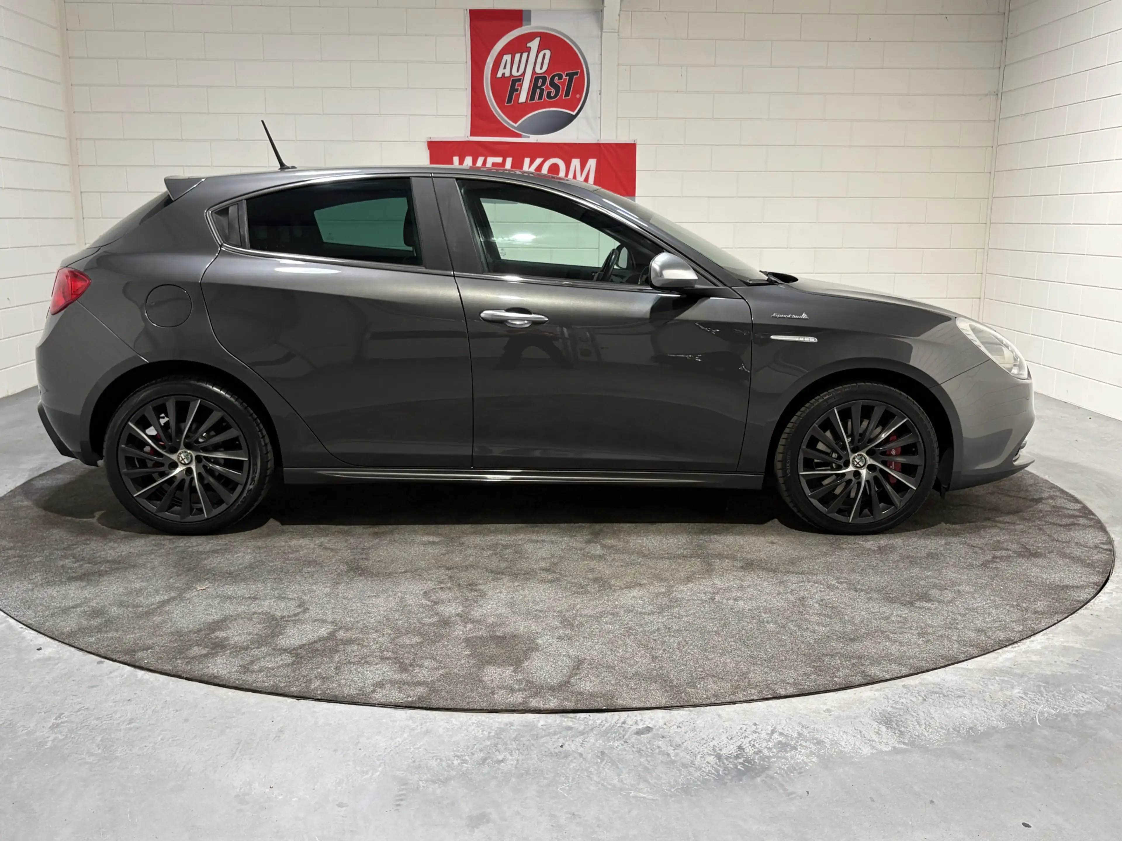Alfa Romeo Giulietta 1.4 T Exclusive, Bose, Clima, Cruise, Leder, Navi, — photo 5