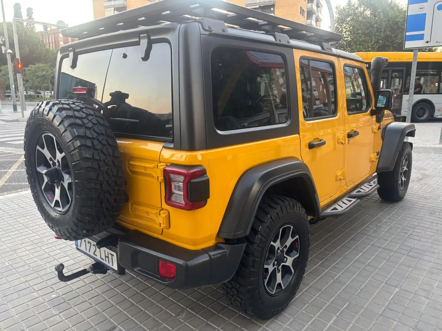 Jeep Wrangler 2.8CRD Rubicon Recon Aut. Jaune - 2