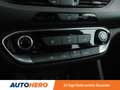 Hyundai i30 1.4 MPI Passion*TEMPO*CAM*PDC*SHZ*KLIMA*GARANTIE* Weiß - thumbnail 23