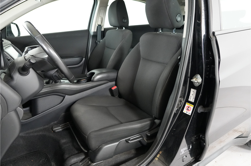 Honda HR-V 1.5 i-VTEC Elegance | Cruise | Navi | Climate | — photo 17