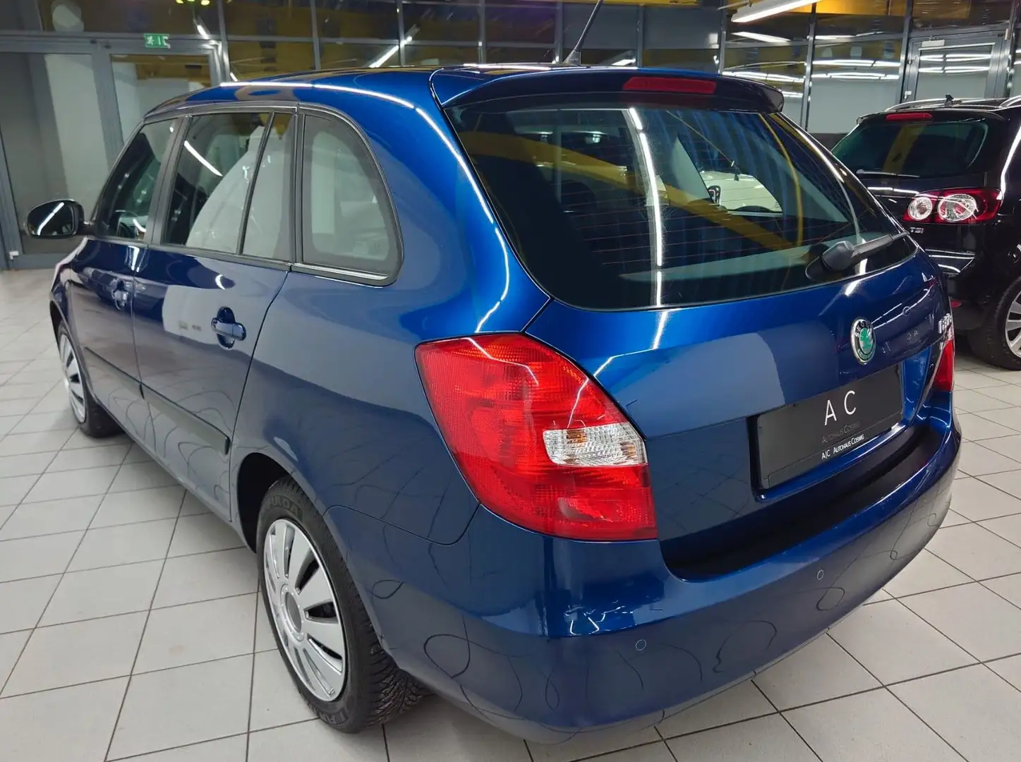 Skoda Fabia Combi Ambiente,Automatik,1.Hand Bleu - 2