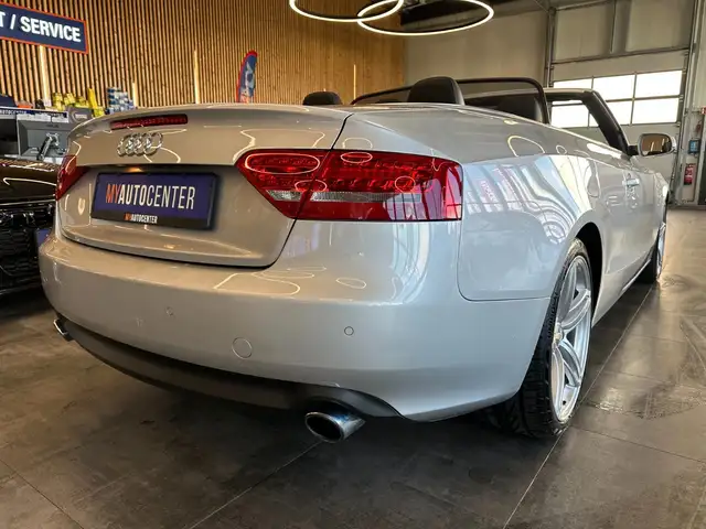 Audi A5 view 2