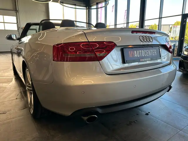 Audi A5 view 5
