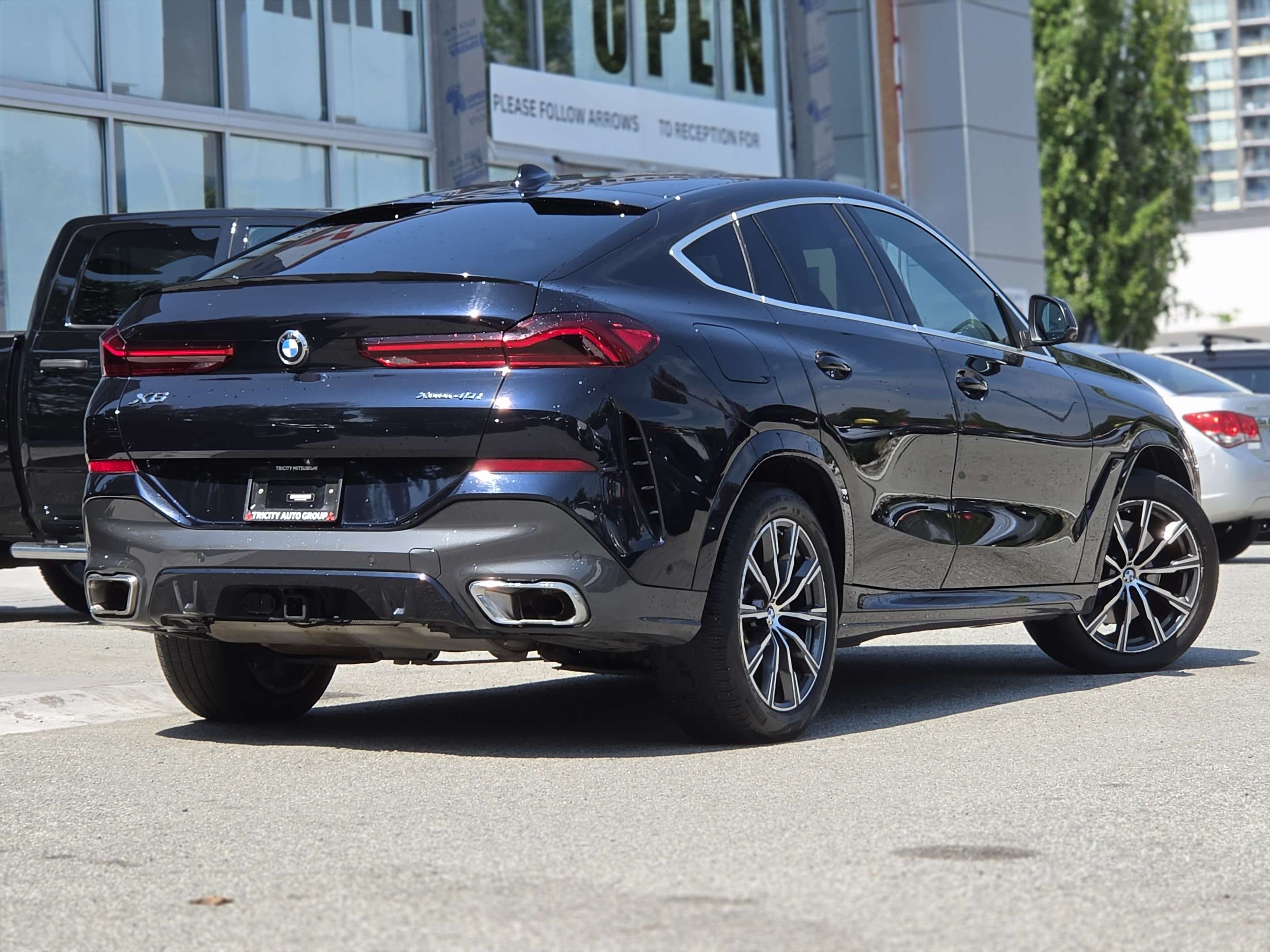 2022 BMW X6