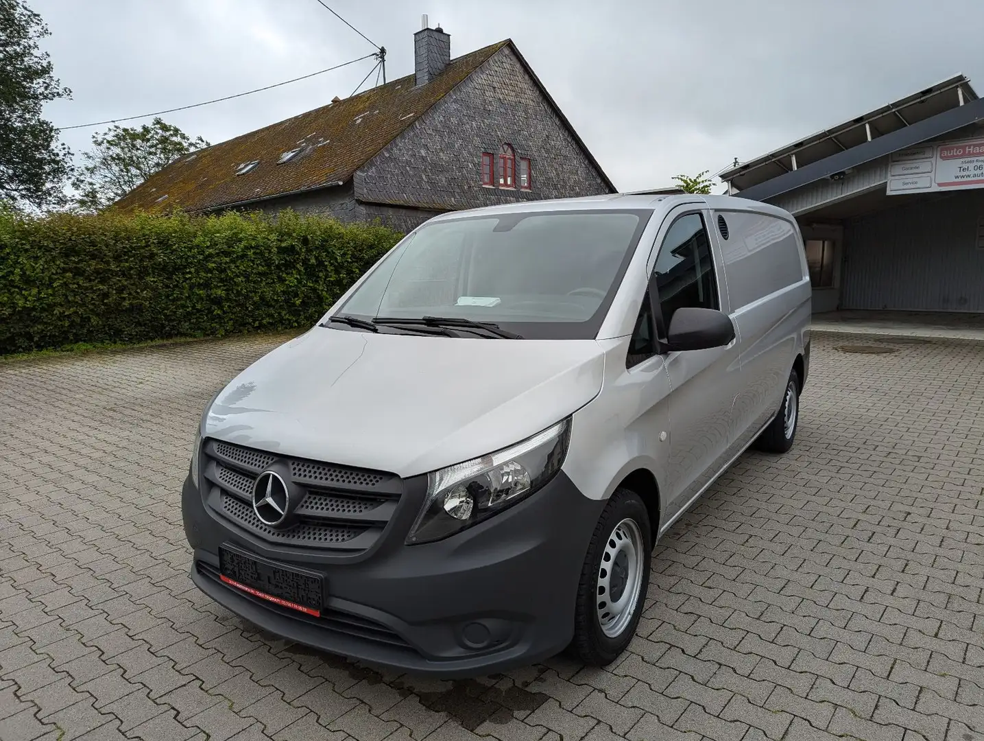 Mercedes-Benz Vito Kasten 116 CDI BT RWD lang Silber - 1