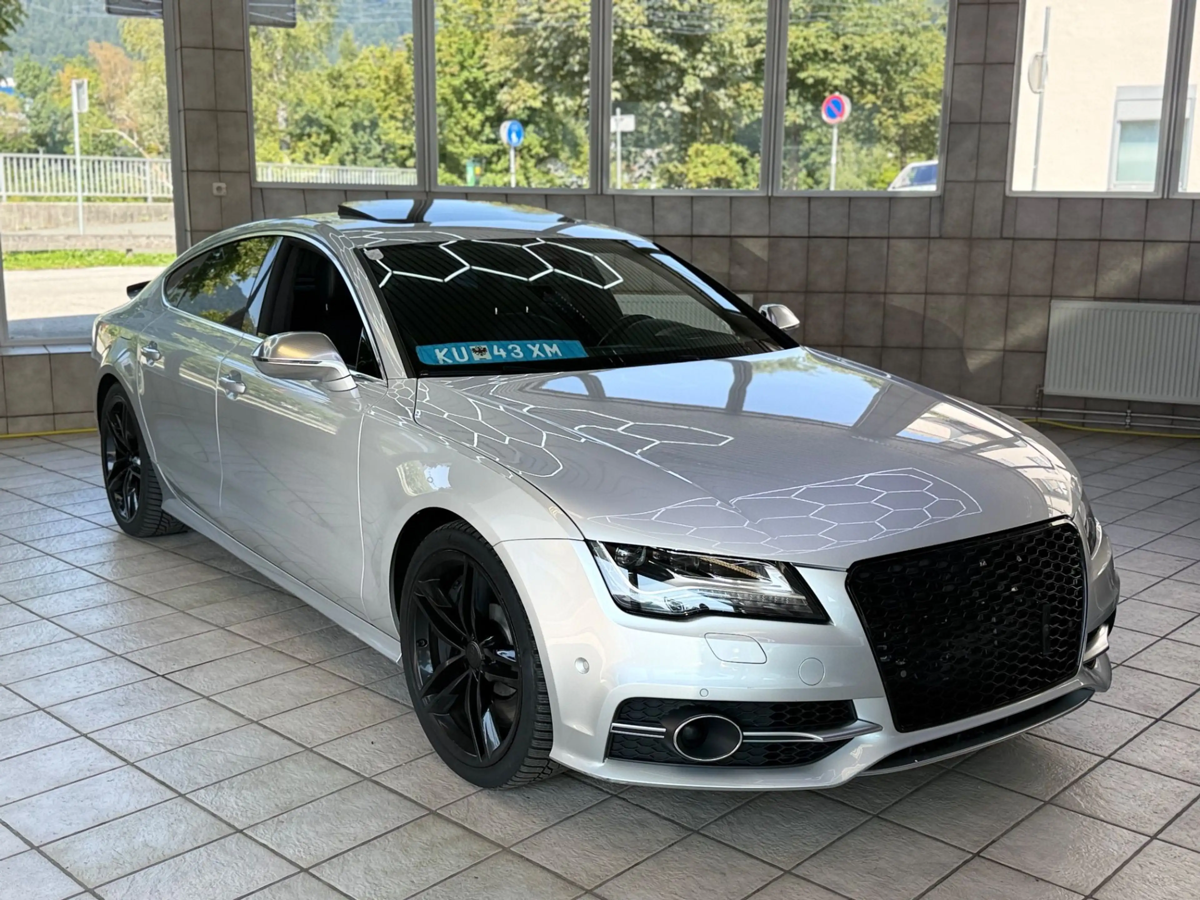 Audi S7 Sportback 4,0 TFSI quattro S-tronic — photo 15