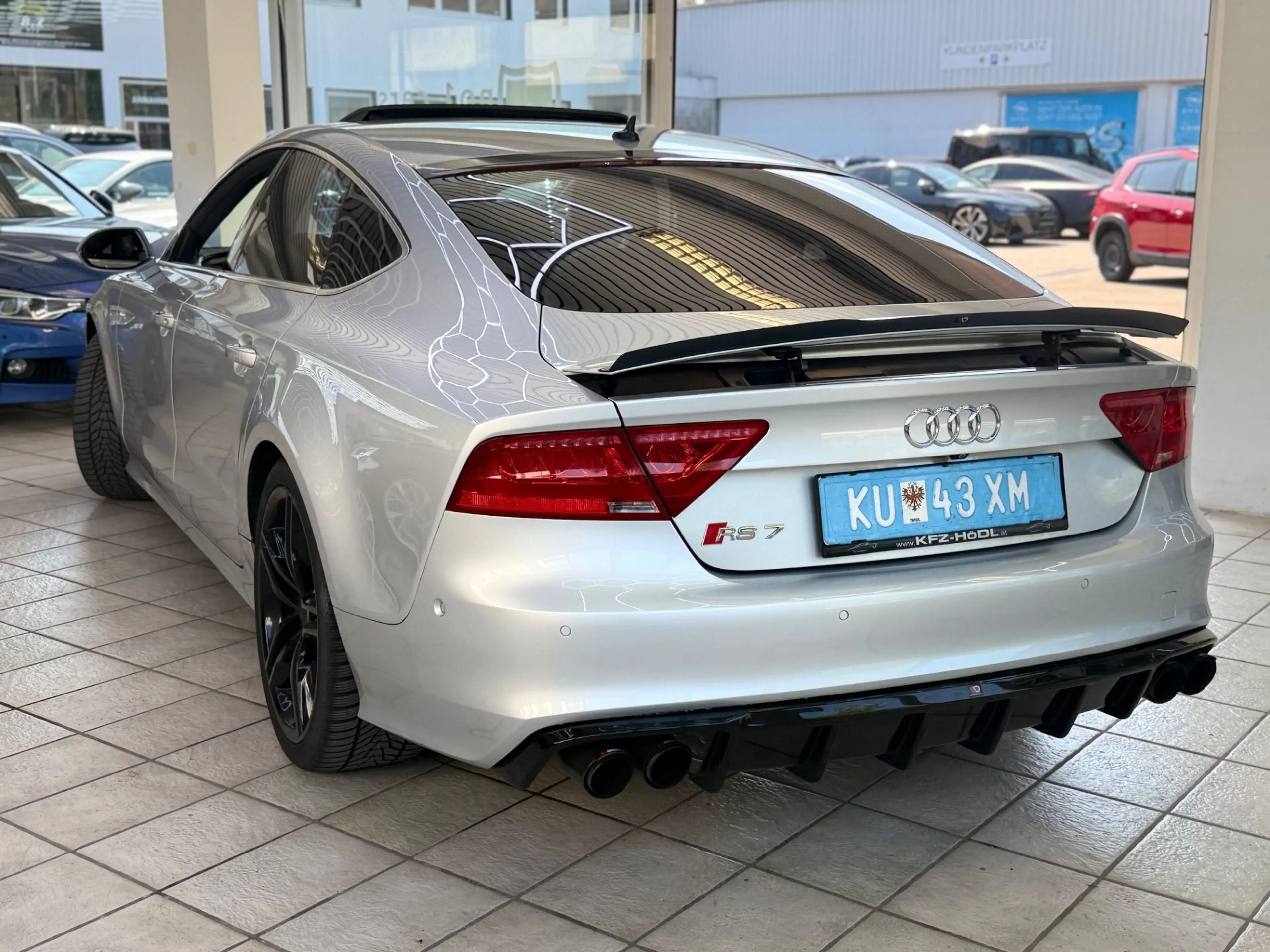 Audi S7 Sportback 4,0 TFSI quattro S-tronic — photo 12