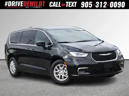 Black 2026 Chrysler Pacifica Minivan Front-Wheel Drive 9-Speed Automatic