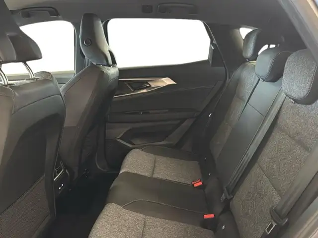 Renault Austral view 13