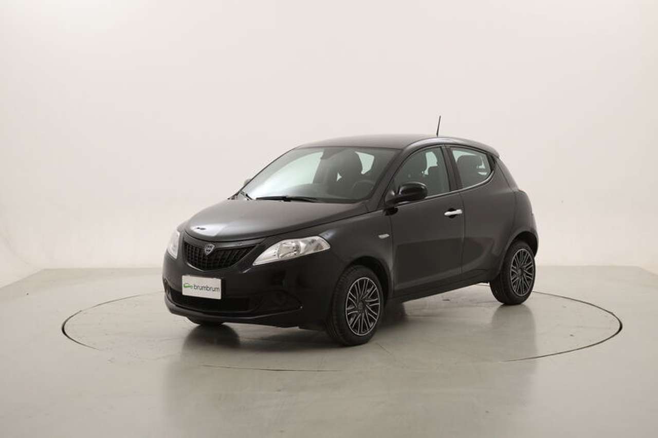 Lancia Ypsilon Hybrid Gold 1.0 Mild Hybrid 69CV