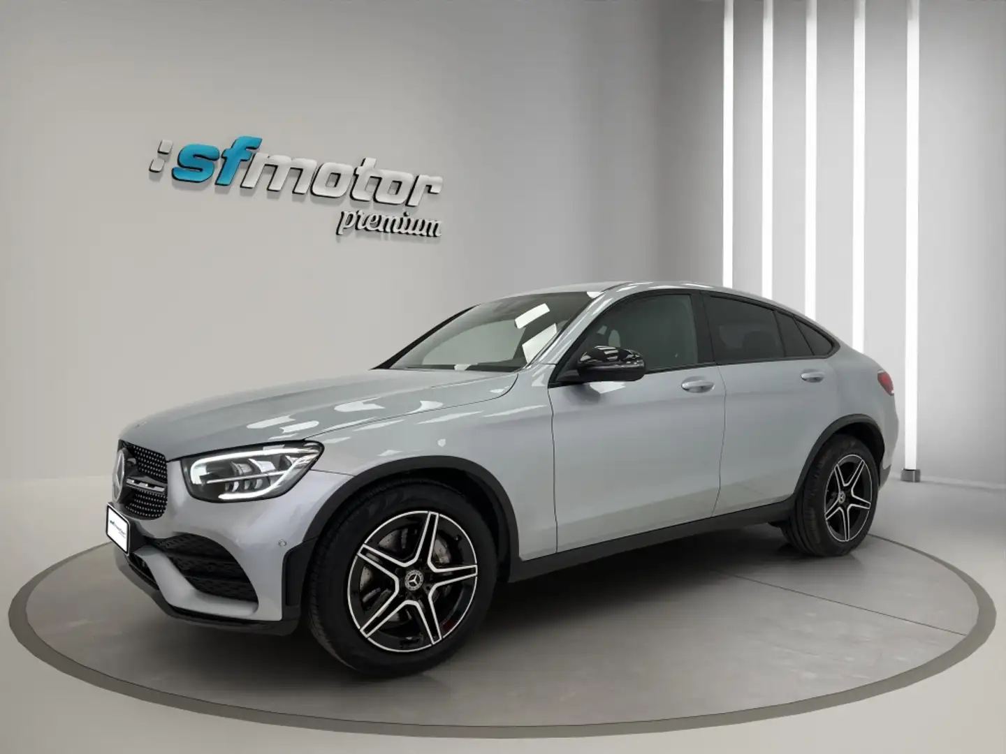 Mercedes-Benz GLC 220 220d 4Matic 9G-Tronic Plateado - 1
