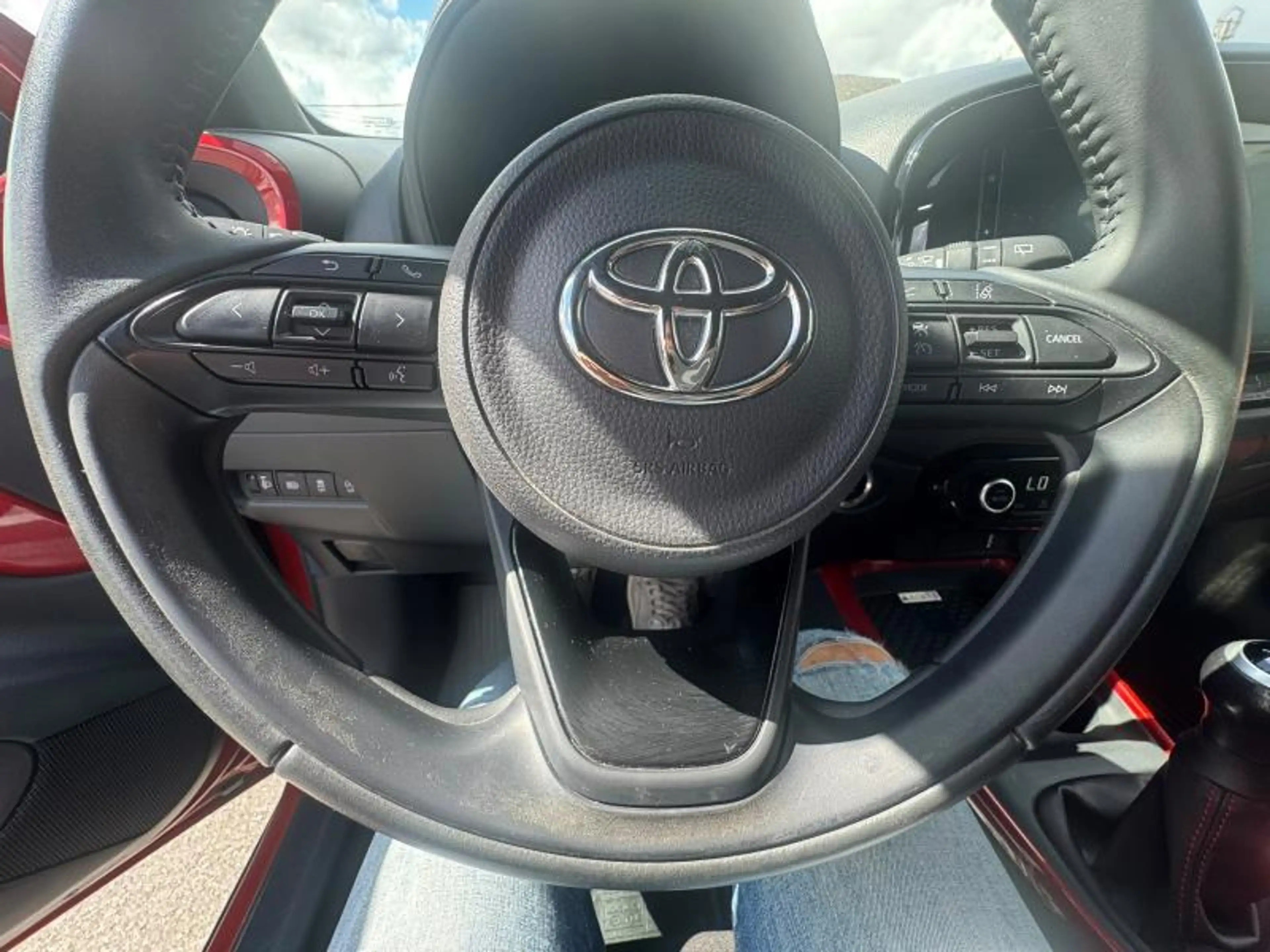 Toyota Aygo X Hatchback 1.0L MT X pulse + tech pack — photo 12