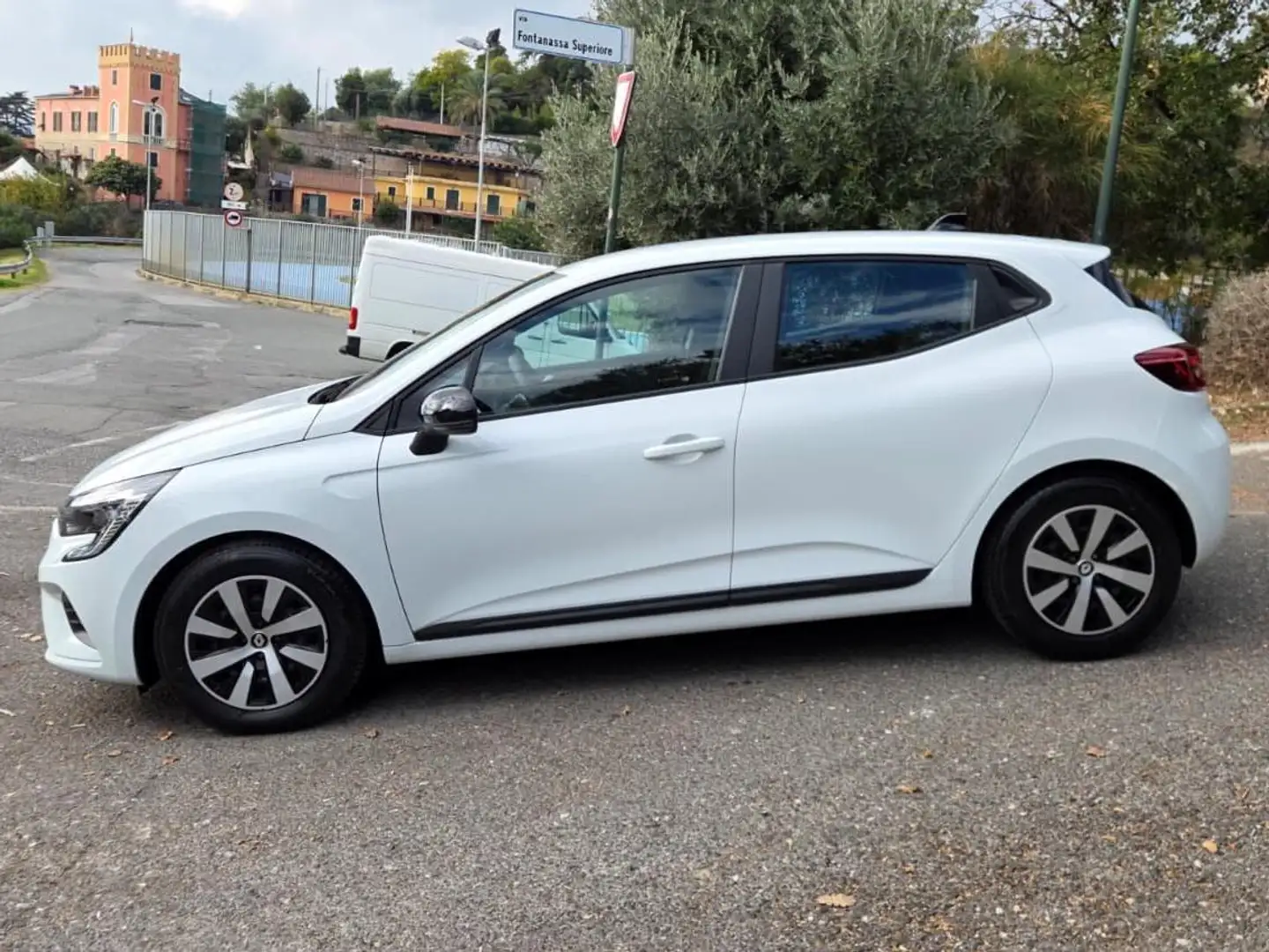 Renault Clio Clio V 2019 1.0 sce Zen 65cv my21 Bianco - 1