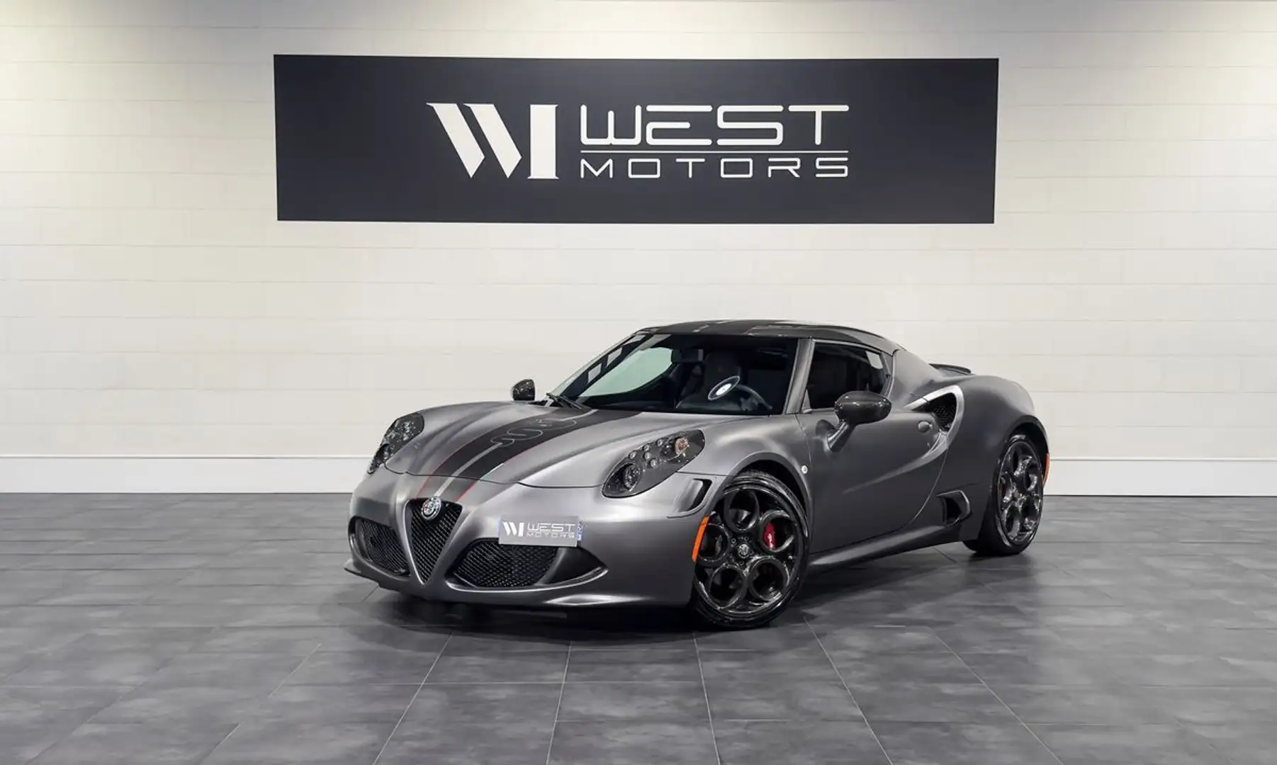 Alfa Romeo 4C Competizione 1750 240 – 1°Main Française 1 of 108  Gris - 1