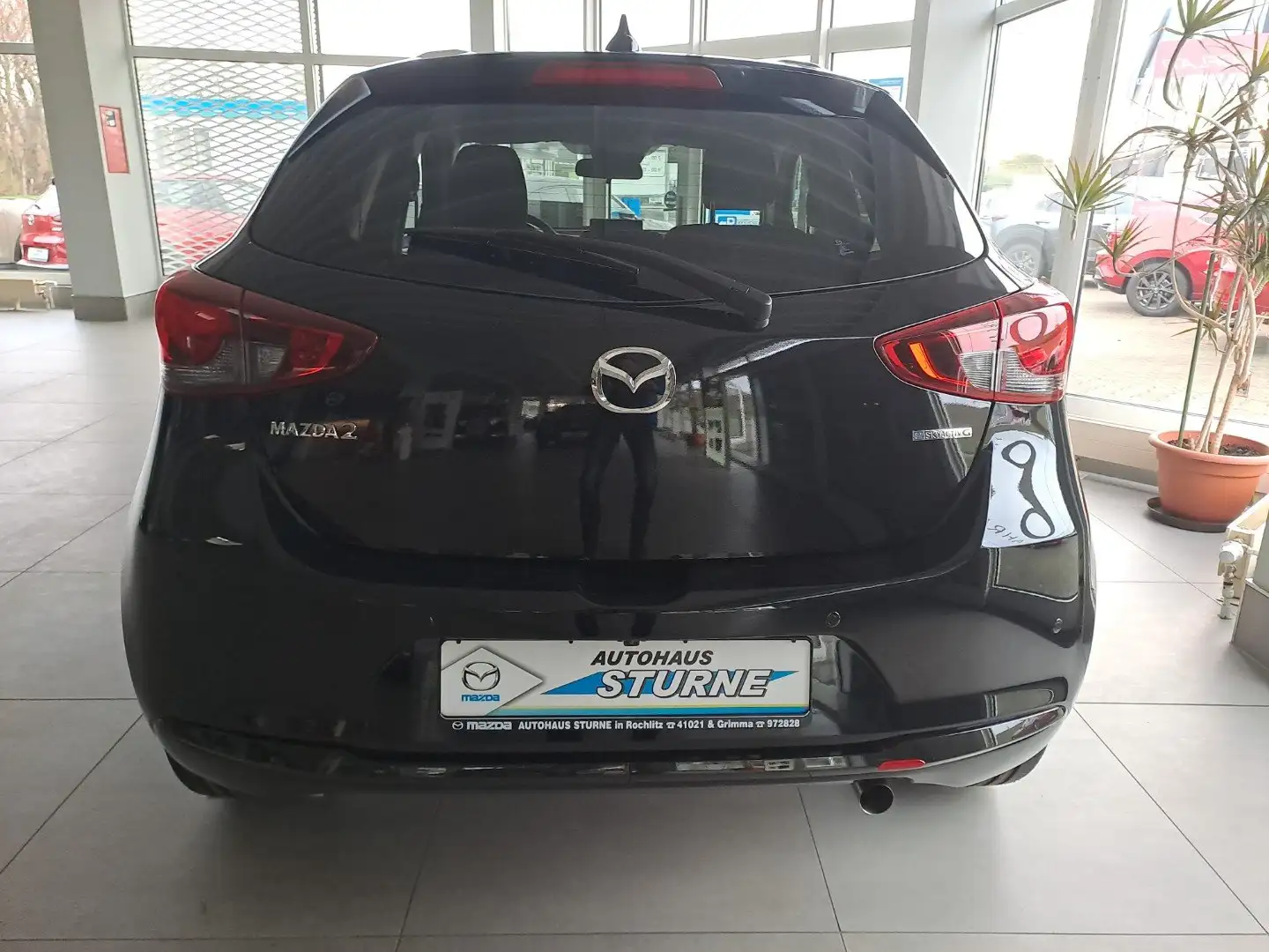 Mazda 2 e-SKYACTIV G 90 M HYBRID Homura Schwarz - 2