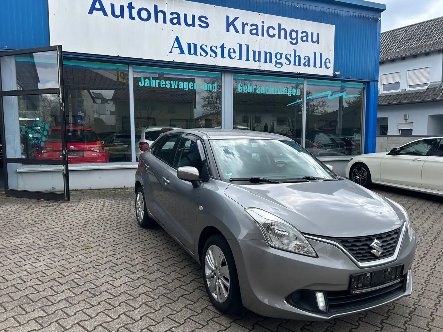 Suzuki Baleno 1.2 DUALJET Club Shz Inspkt.Neu Garantie Grau - 2