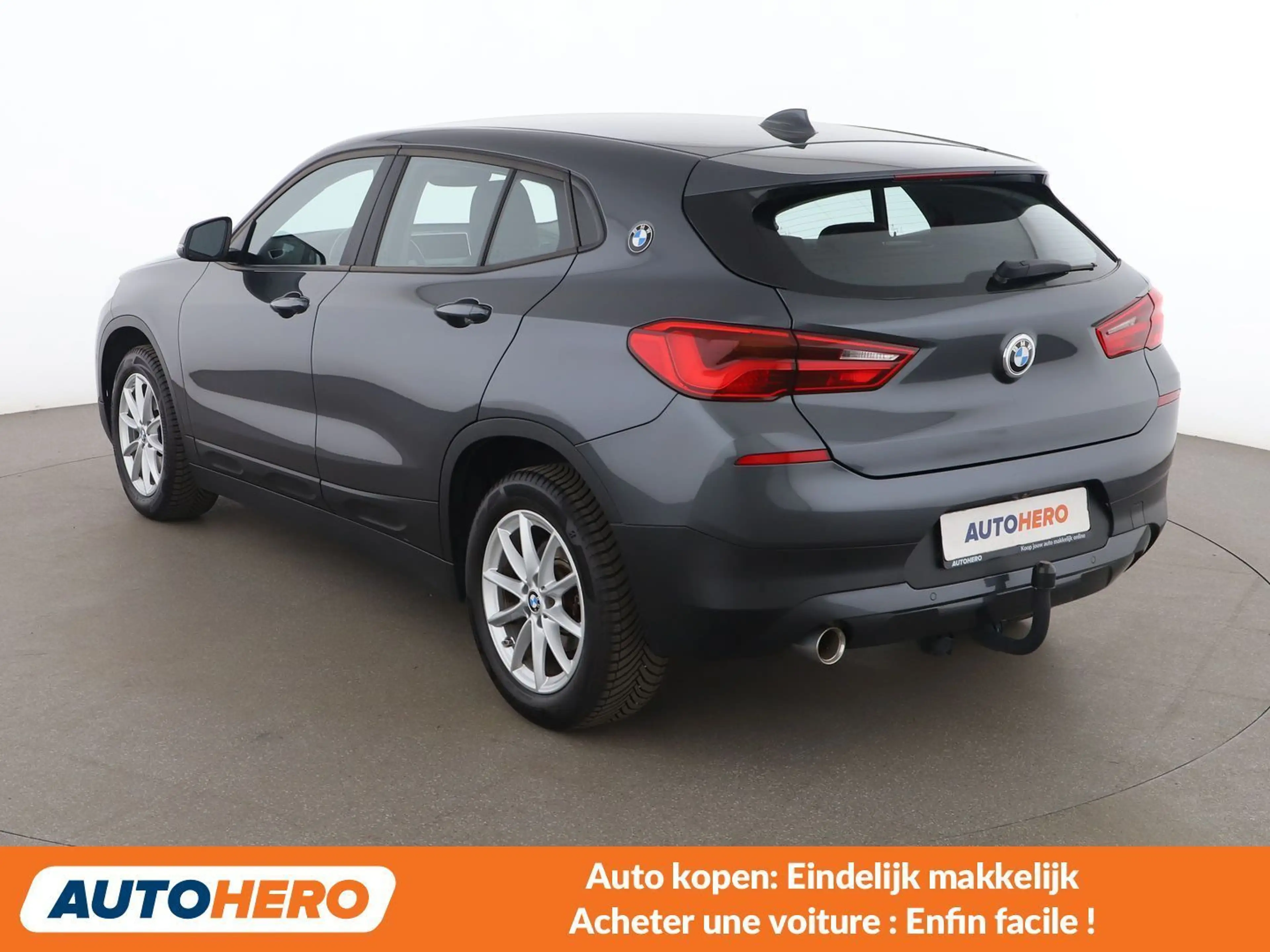 BMW X2 sDrive 18i Advantage — photo 4