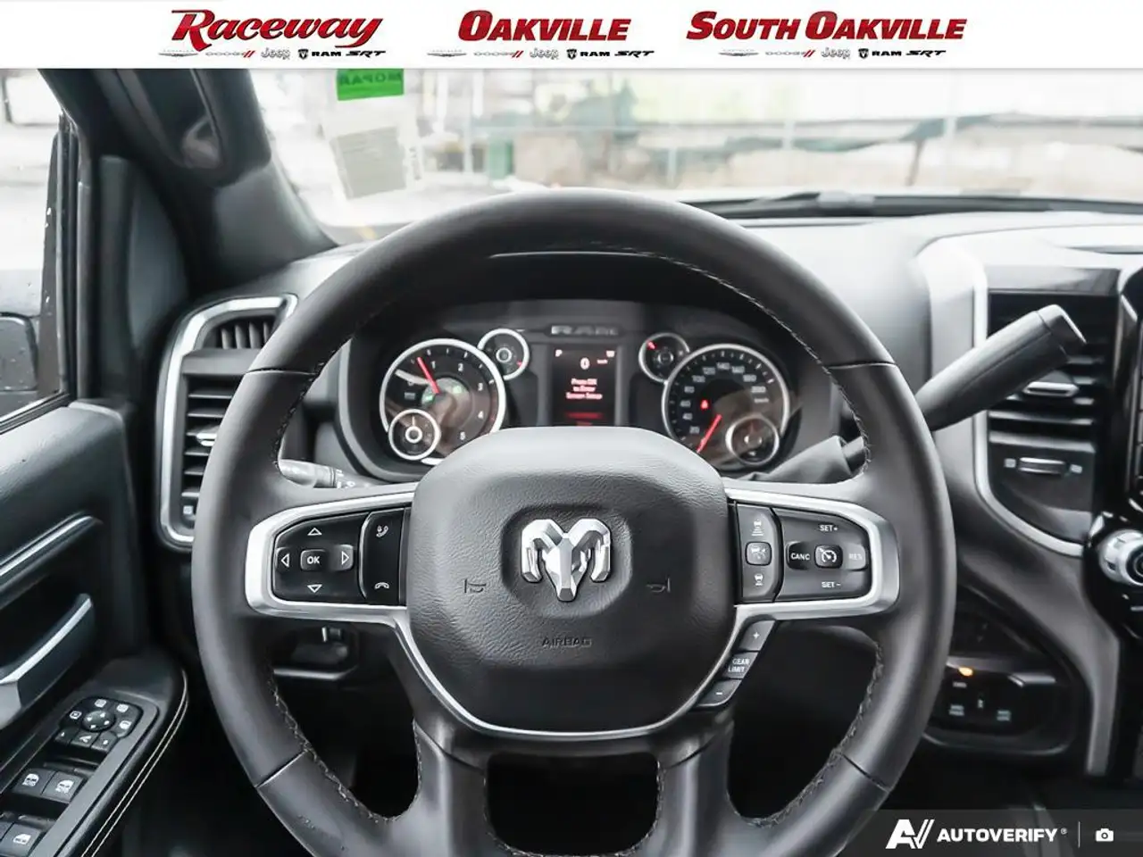 RAM 3500 снимка RAM 3500