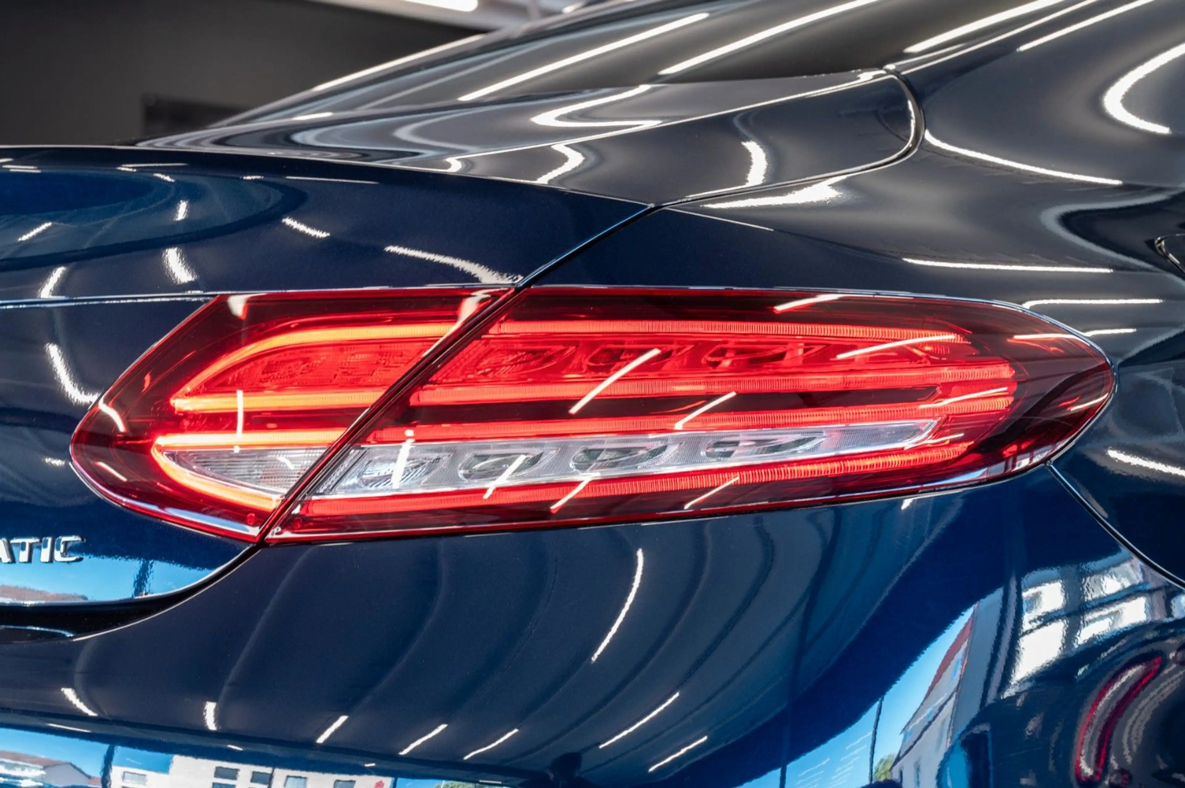 Mercedes-Benz C 400 C400 Coupe 4MAT| AMG-LINE|VIRTUAL|NIGHT|PANO|19" — photo 8