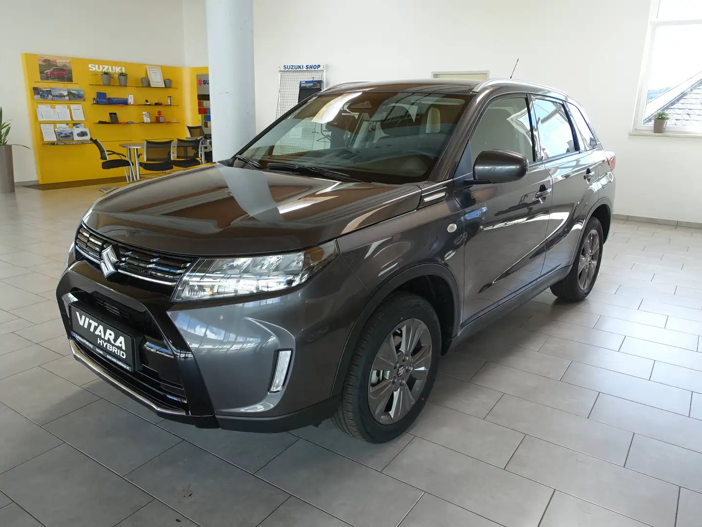 Suzuki Vitara VITARA 1.4 HYBRID ALLGRIP 6AT shine Grau - 1