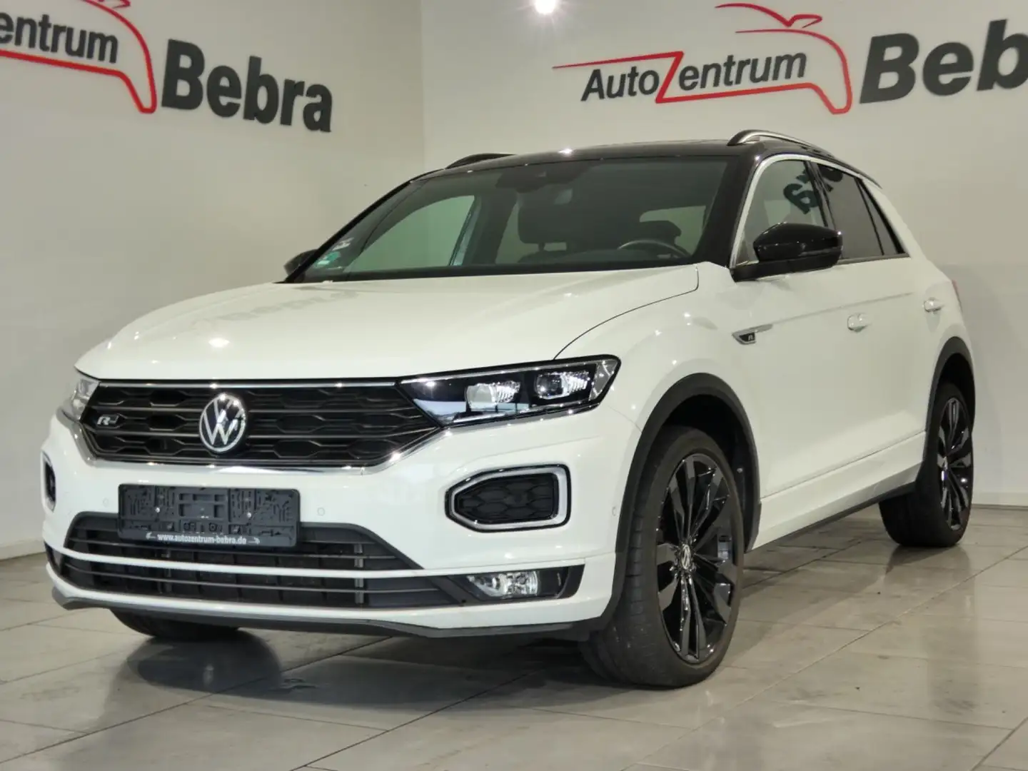 Volkswagen T-Roc 1.5 TSI DSG R-Line Sport LED/Navi/Panorama Wit - 1