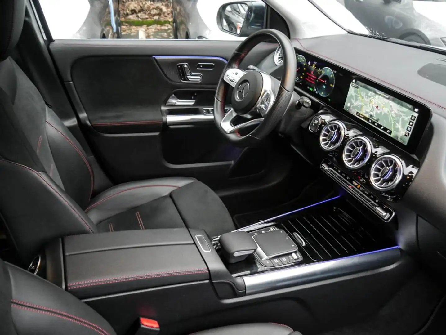 Mercedes-Benz EQA 250 AMG-Sport+Distr+Ambiente+360+Cam+LED+PTS Blau - 2