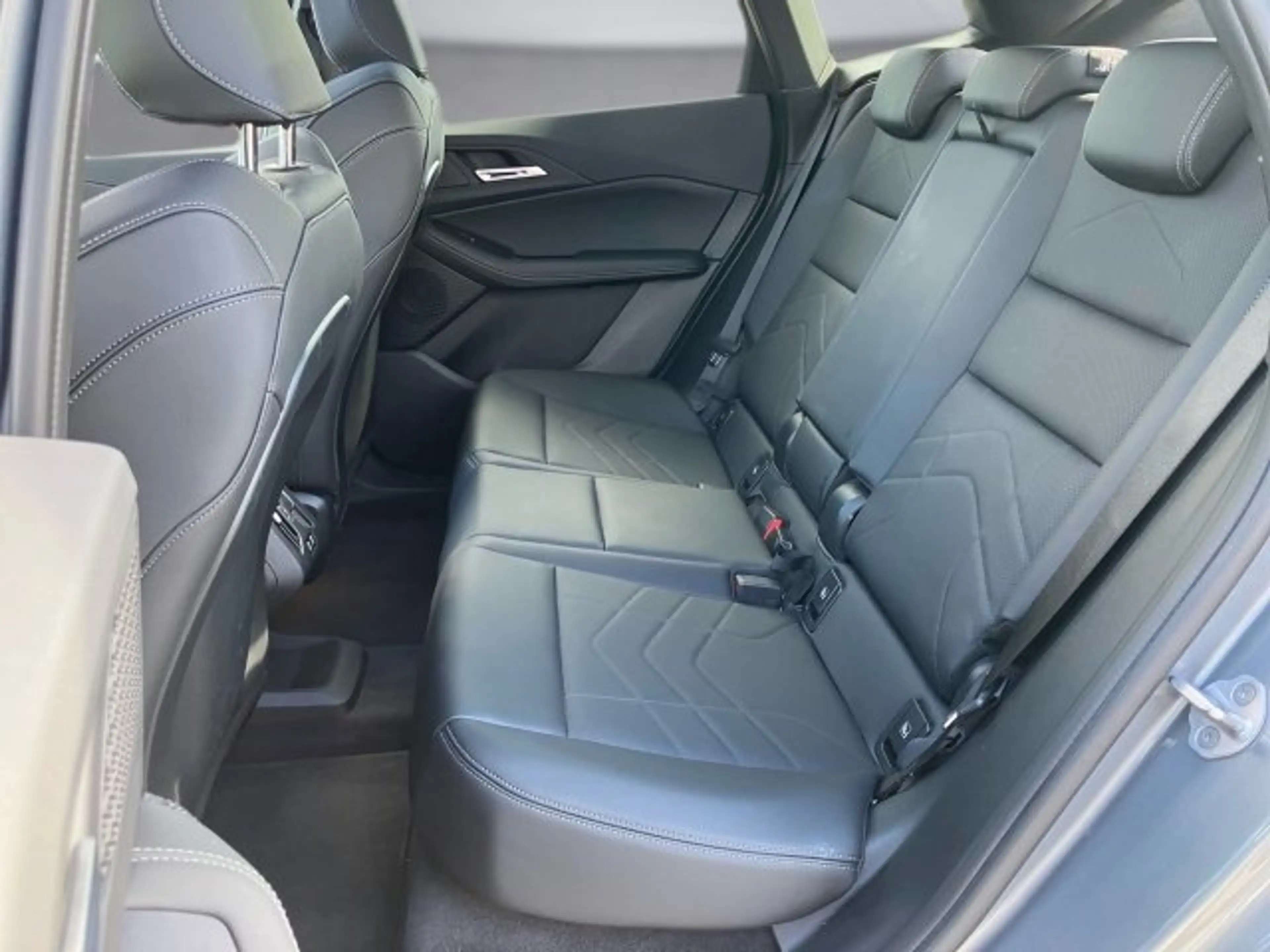 BMW 225 e xDrive Active Tourer U06 XBS — photo 12