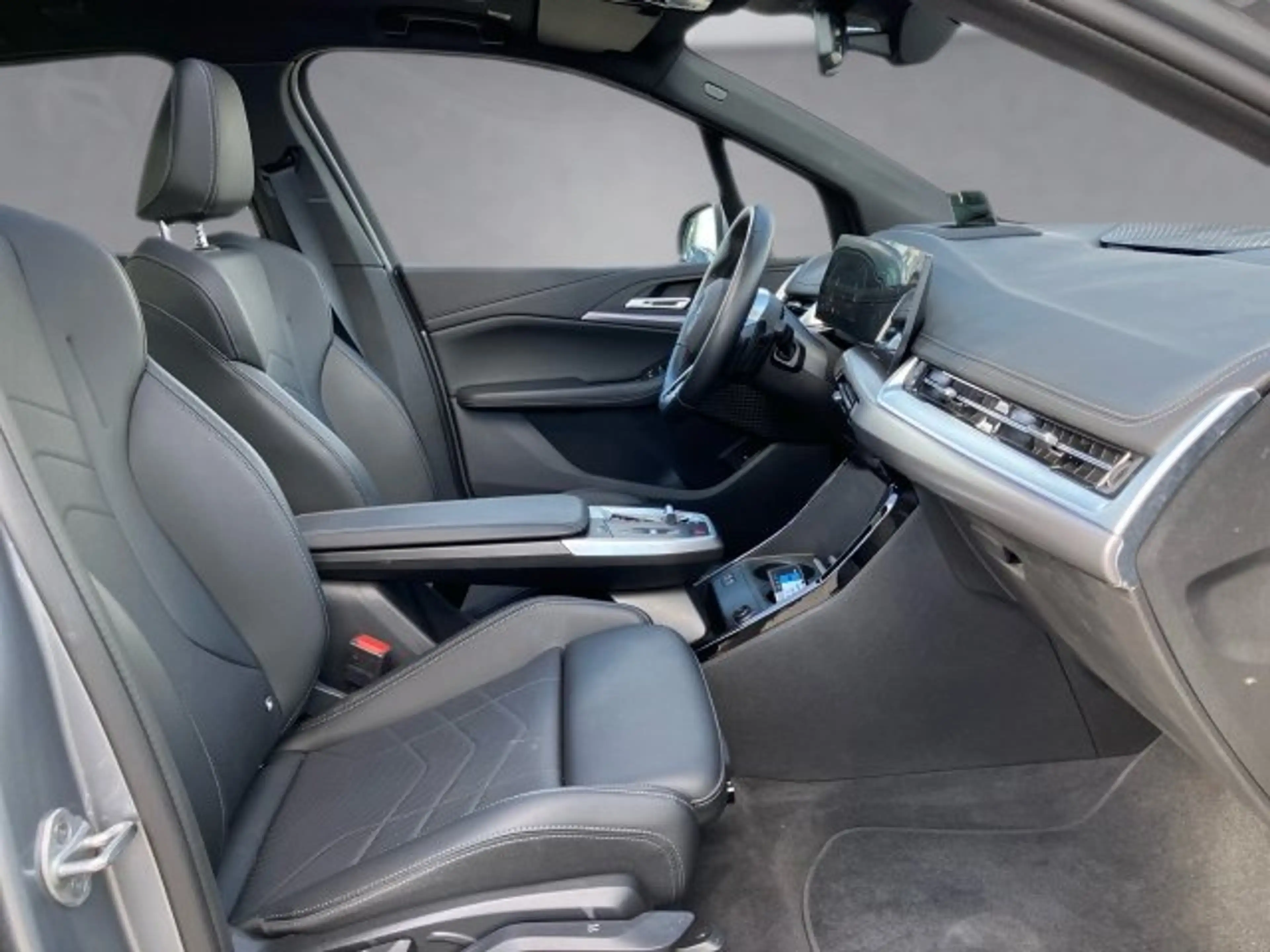 BMW 225 e xDrive Active Tourer U06 XBS — photo 11