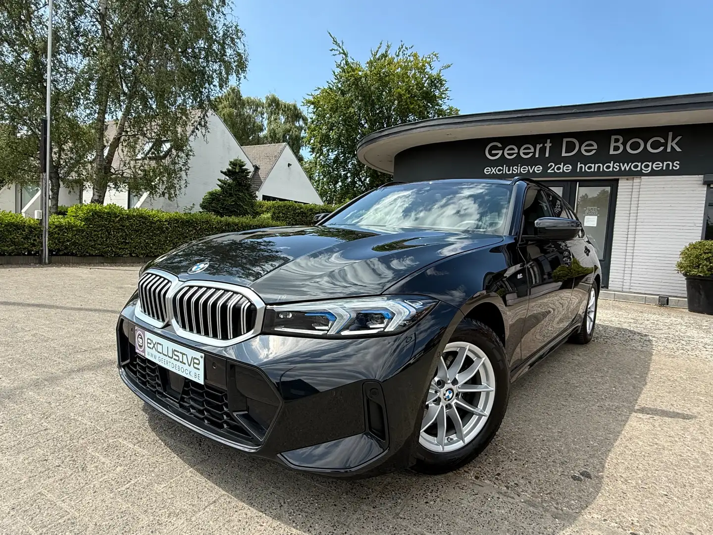 BMW 320 Touring 320iAS/M SPORT/PANO/HEAD UP/HIFI Zwart - 1