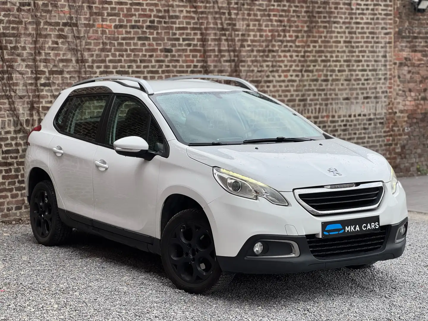 Peugeot 2008 1.4 HDi Gps Bluetooth Airco GARANTIE 12 MOIS - 1