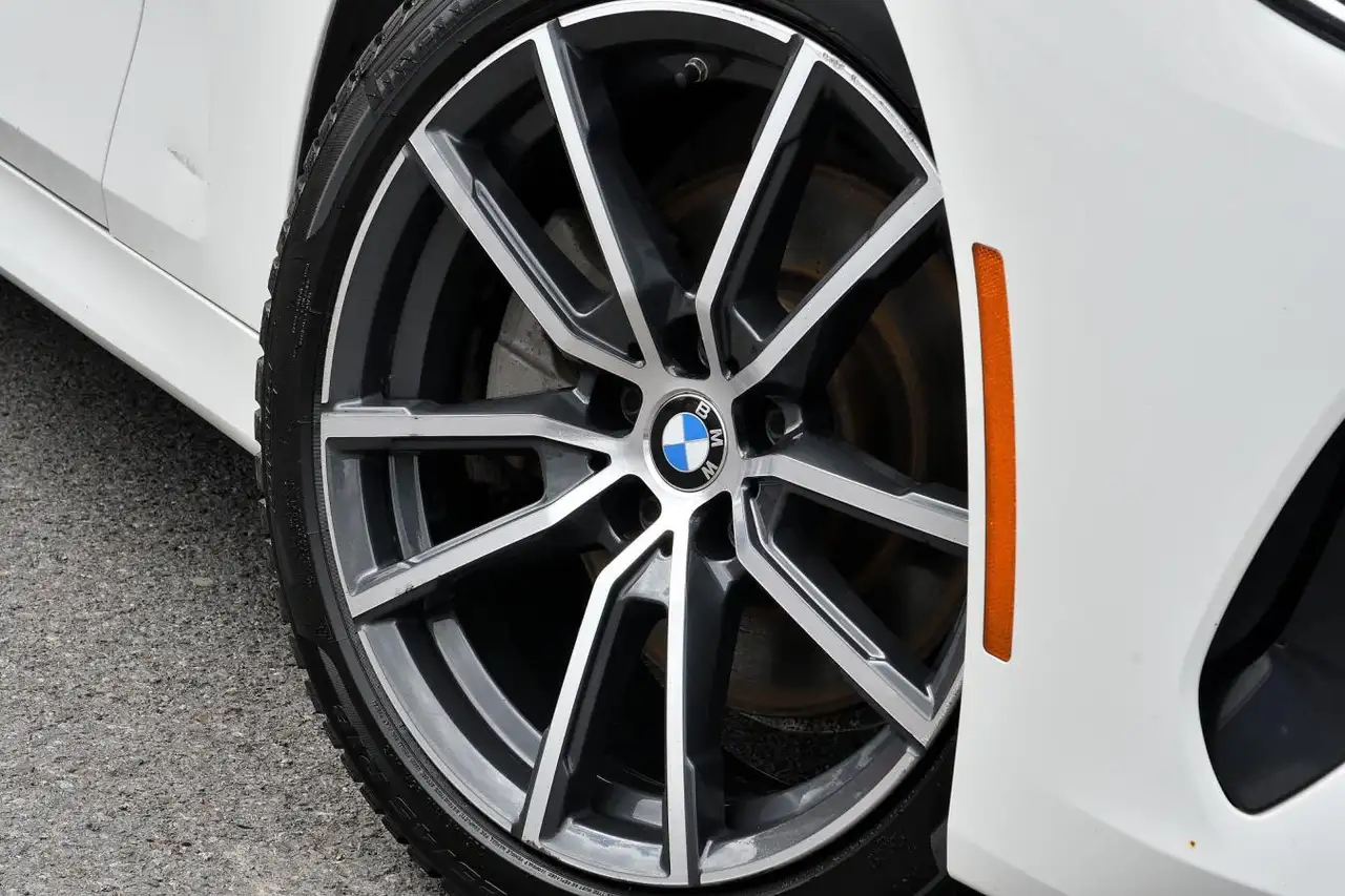 BMW 4 Series снимка BMW 4 Series